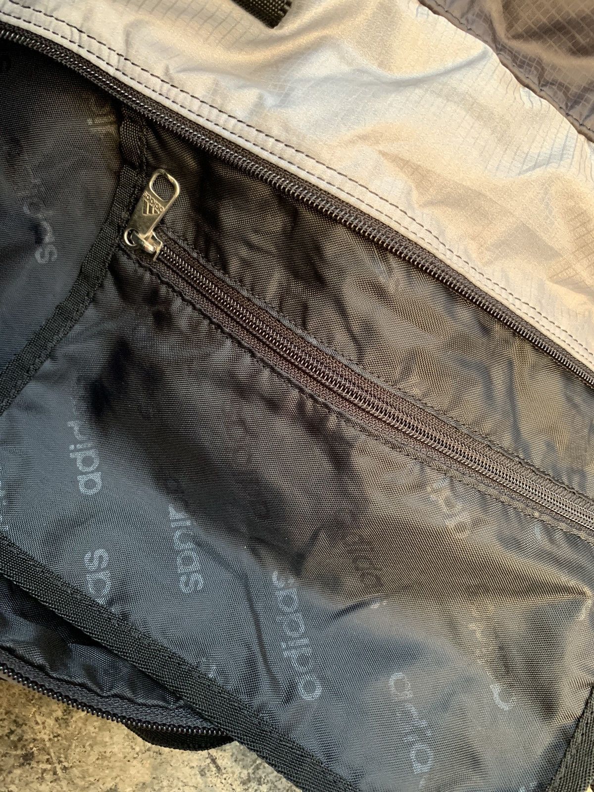 Adidas × Vintage 00s Adidas 3 Stripes Duffel Bags Size ONE SIZE - 7 Thumbnail
