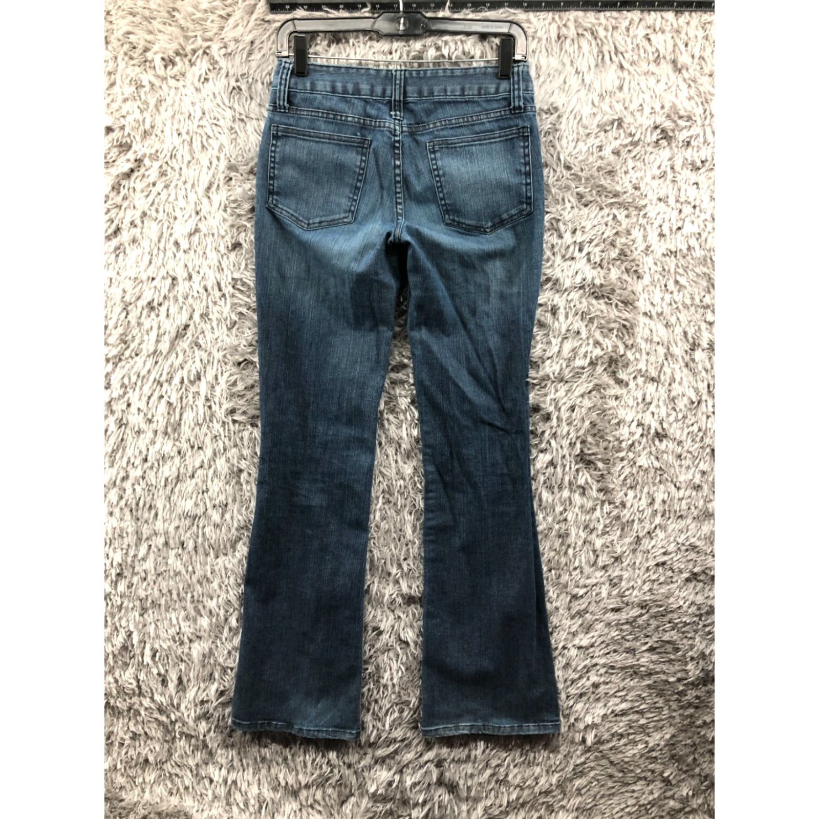 Bcbgmaxazria BCBGMAXAZRIA Jeans Claire Bootcut Size 26 Womens Mid Rise Medium Wash Blue Denim Size 26" / US 2 / IT 38 - 5 Thumbnail