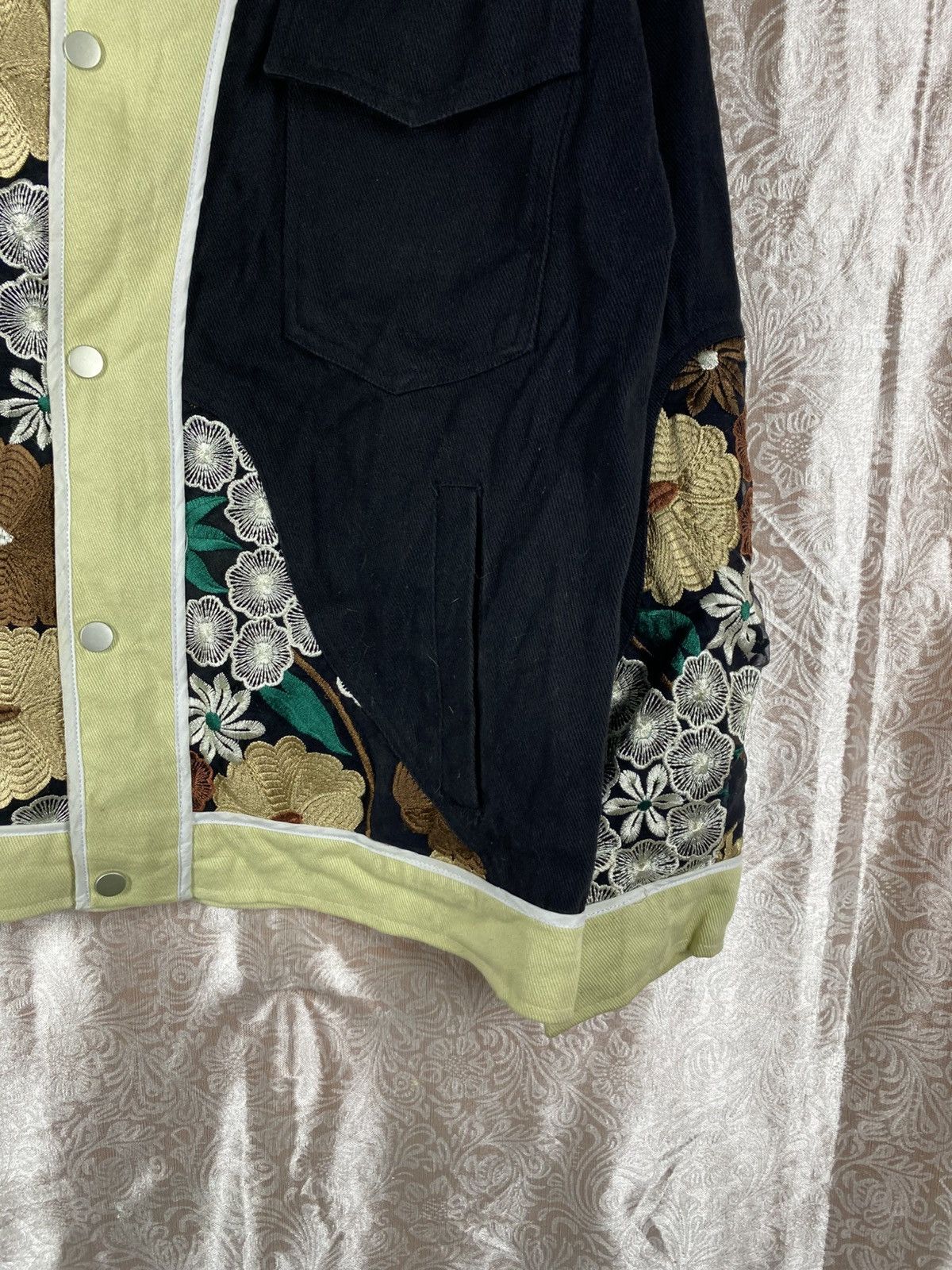 Japanese Brand Vintage Style Floral Patchwork Cropped Jacket Black Cotton Size US M / EU 48-50 / 2 - 8 Thumbnail