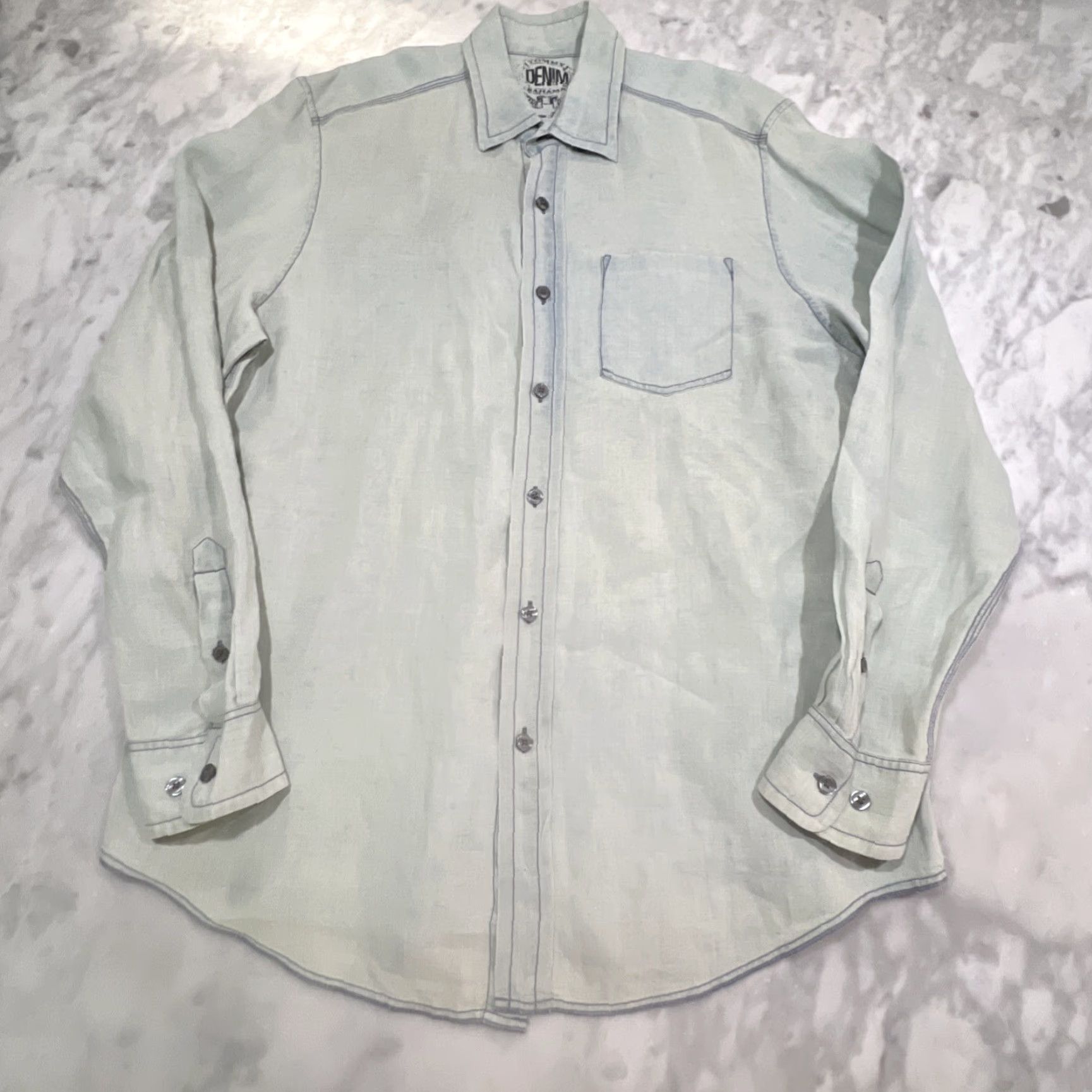 Tommy Bahama VINTAGE Tommy Bahama Linen Shirt Men Large Denim Look Button-Down Long Sleeve Blue 90s? (adjust if 90s not applicable) Mens L shirt Size US L / EU 52-54 / 3 - 2 Thumbnail
