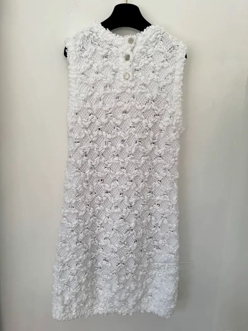 Chanel Chanel Early Spring Preview Series Black Woven Sleeveless Size XS / US 0-2 / IT 36-38 - 2 Thumbnail