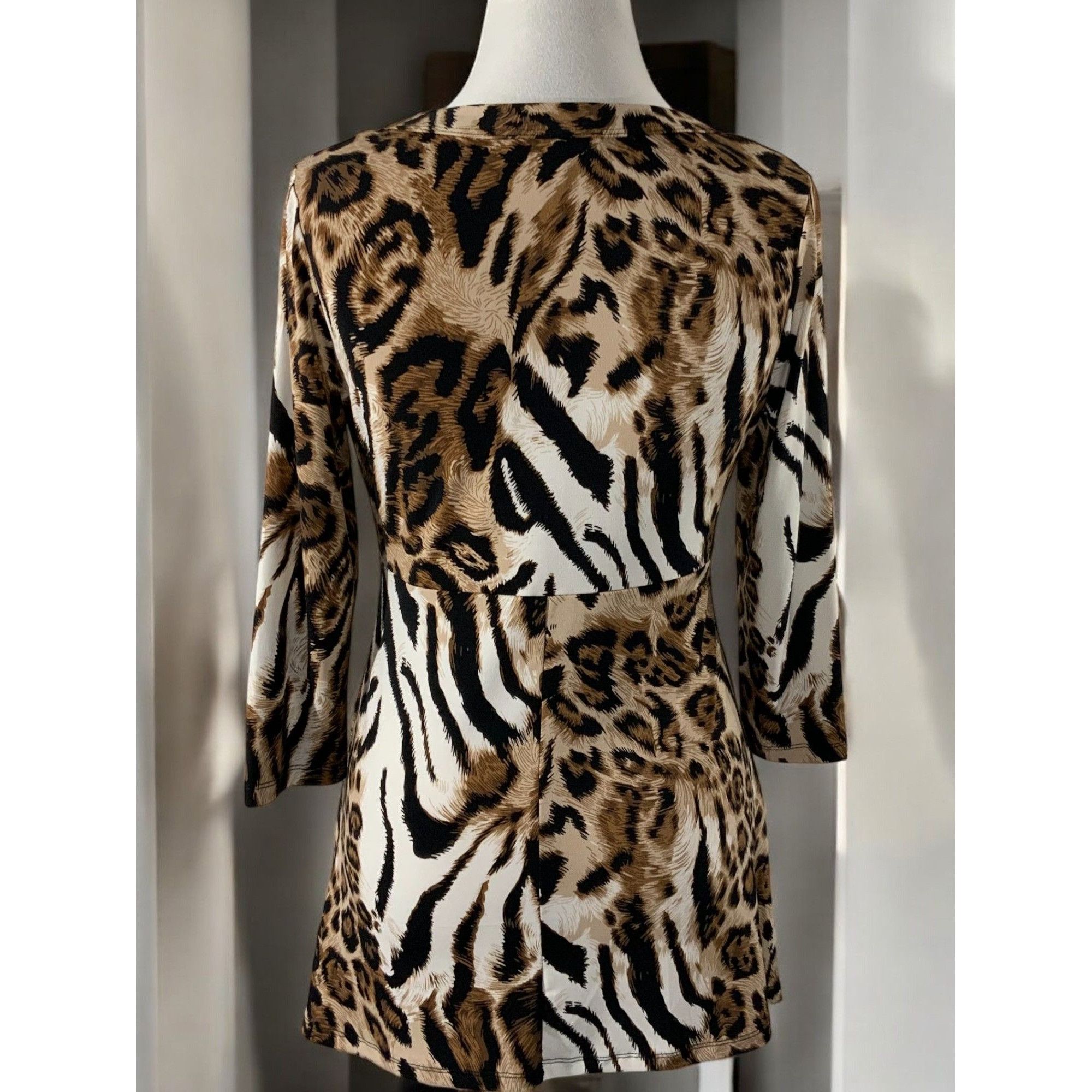 Designer Chaus Animal Print Brown Black Tunic Top Quarter Sleeve S Size S / US 4 / IT 40 - 6 Thumbnail