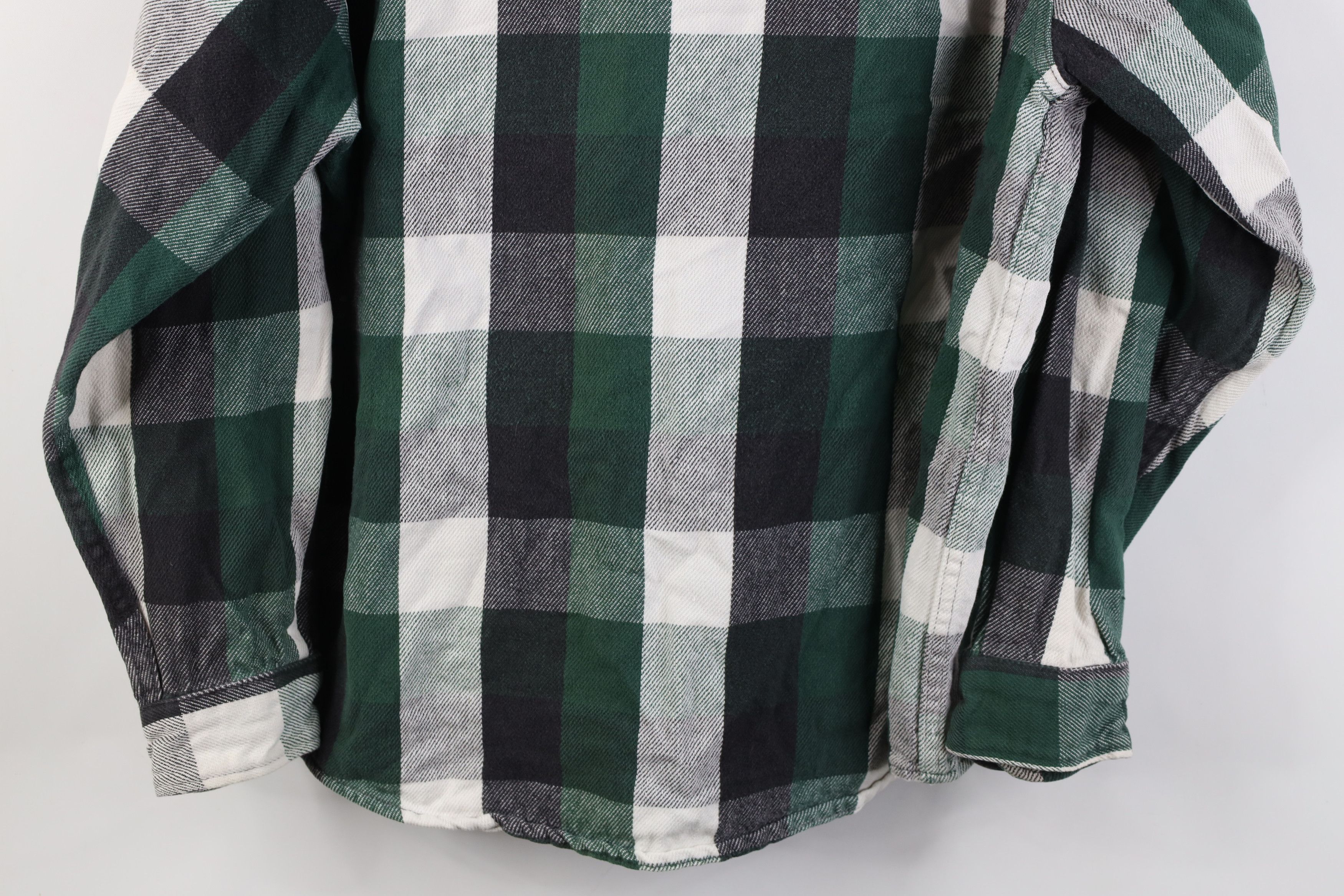 Vintage Vintage 90s Streetwear Flannel Button Shirt Plaid Size US XL / EU 56 / 4 - 13 Thumbnail