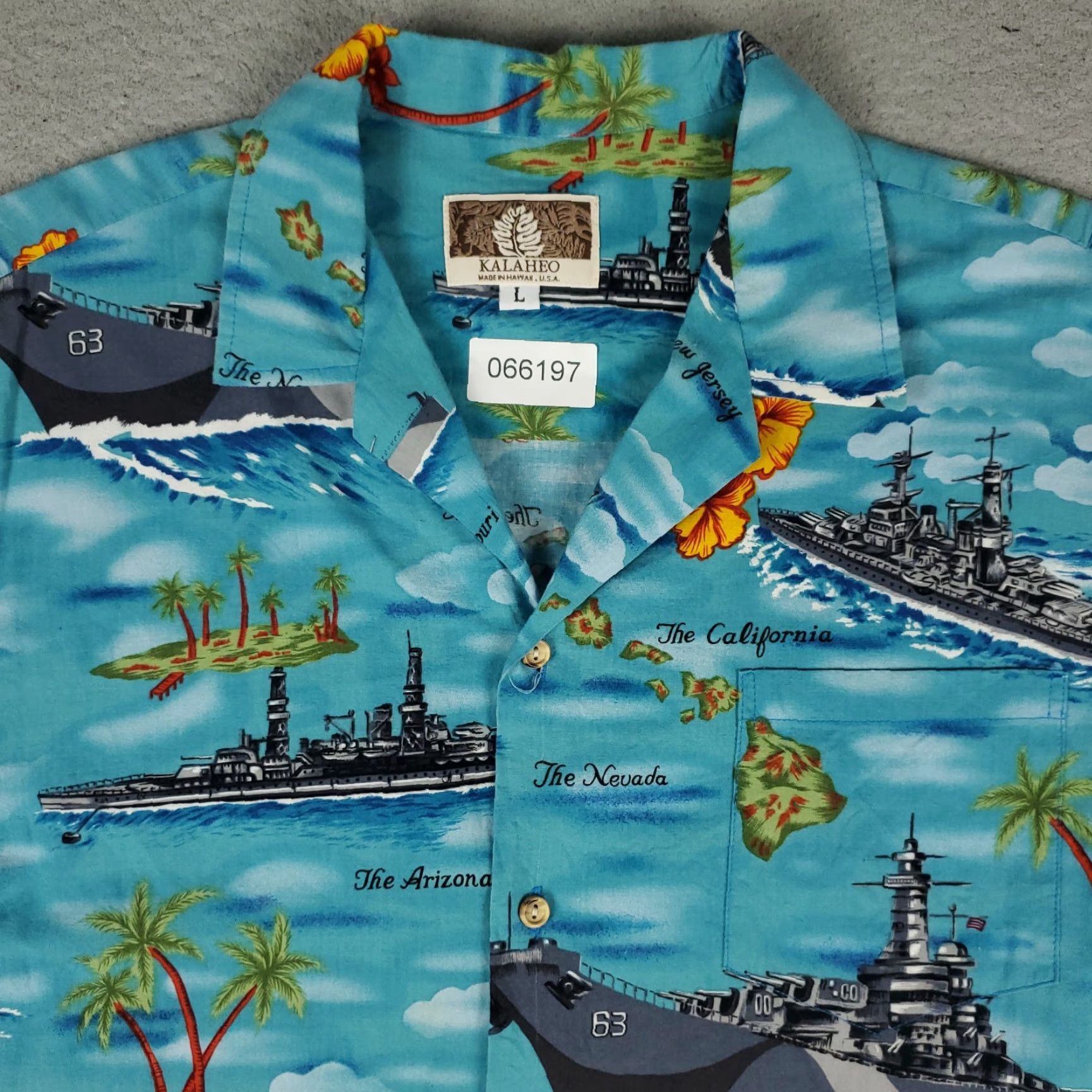 Vintage Kalaheo Shirt Mens Large Blue Battleship Print Hawaiian Button Up Short Sleeve Shirt Size US L / EU 52-54 / 3 - 2 Thumbnail