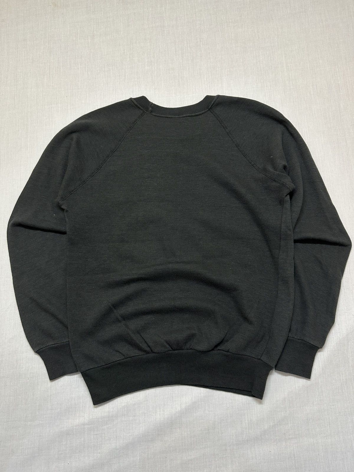 Band Tees vintage Ritchie Blackmore's Rainbow Rising album sweatshirt. Size US M / EU 48-50 / 2 - 4 Thumbnail