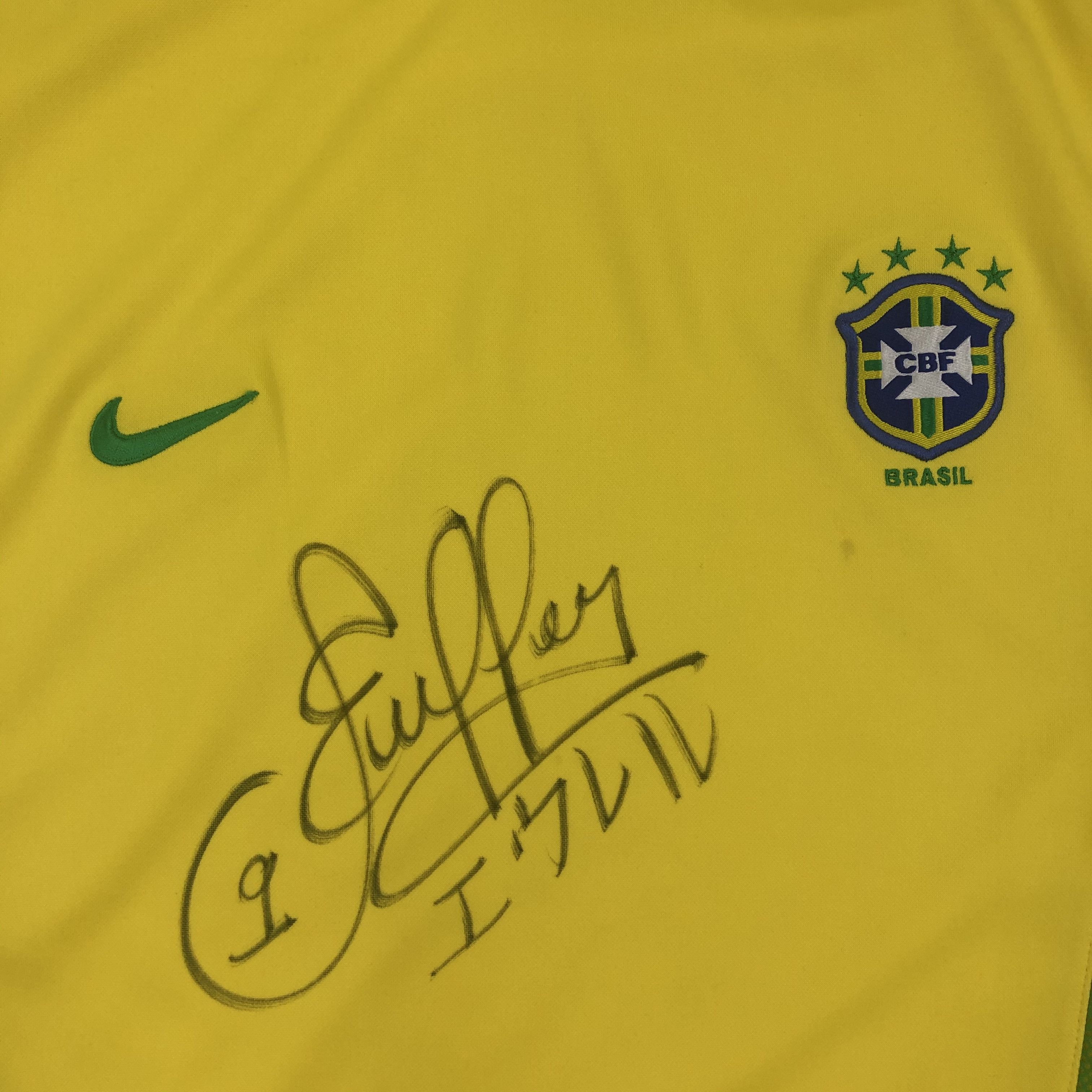 Nike Vintage Brazil Football Made in UK Large Jersey - G098 Size US L / EU 52-54 / 3 - 7 Thumbnail