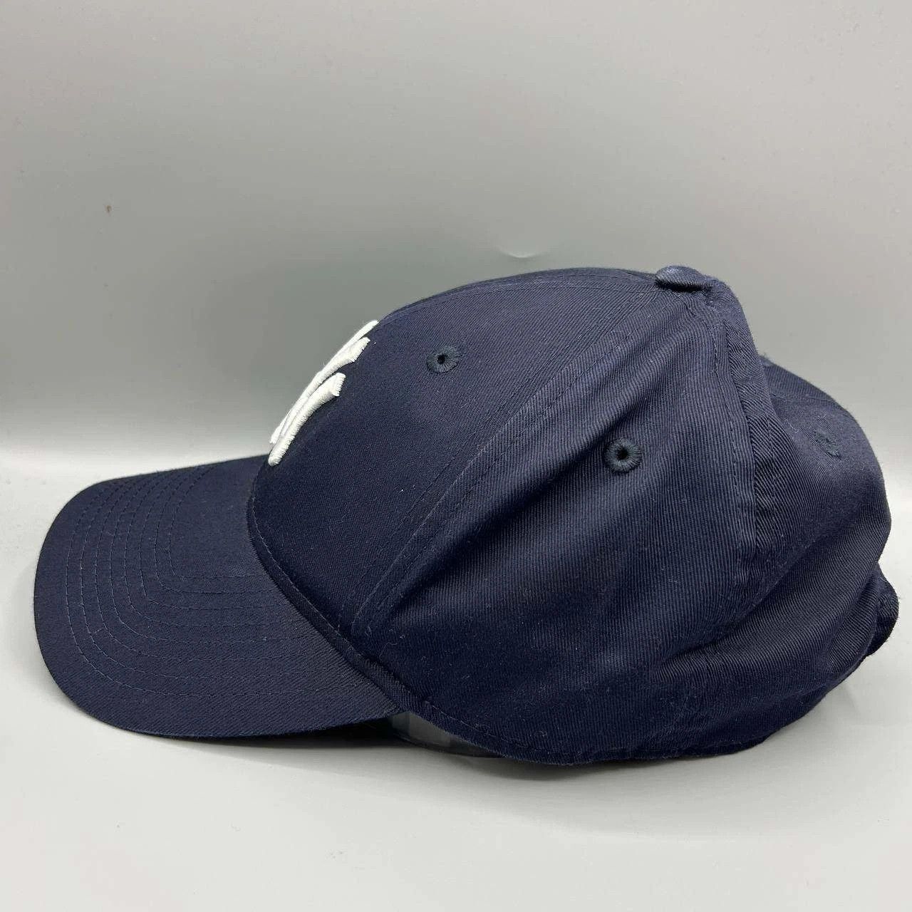 MLB New York Yankees Hat Men Embroidered MLB Strap Back Size ONE SIZE - 5 Thumbnail