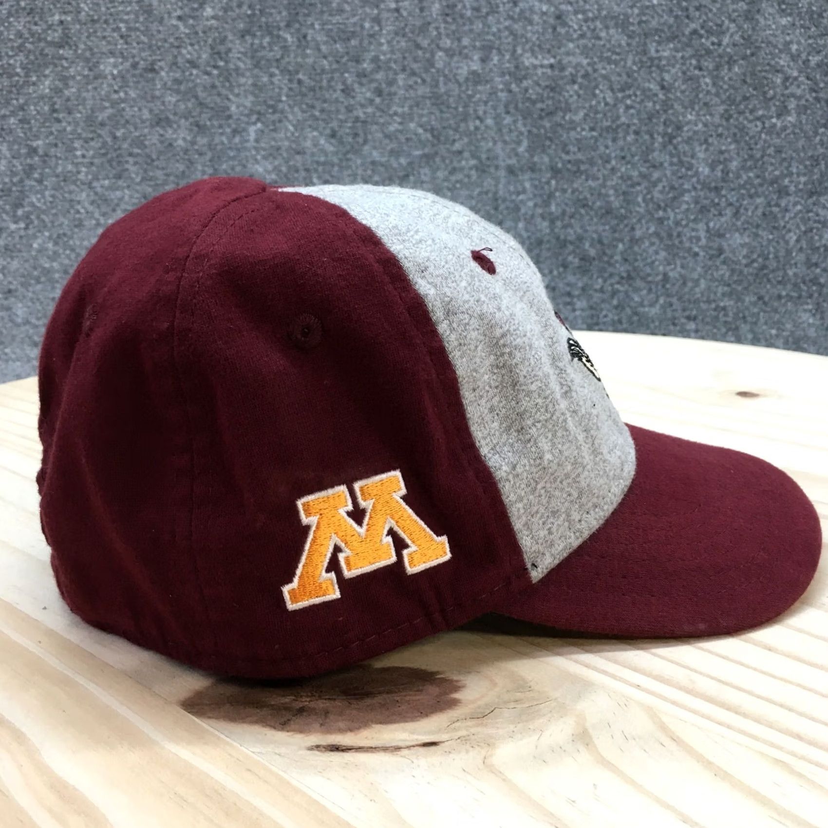 New Era Minnesota Golden Gopher Baseball Cap Hat Mens One Size Maroon Gray New Era Size ONE SIZE - 5 Thumbnail