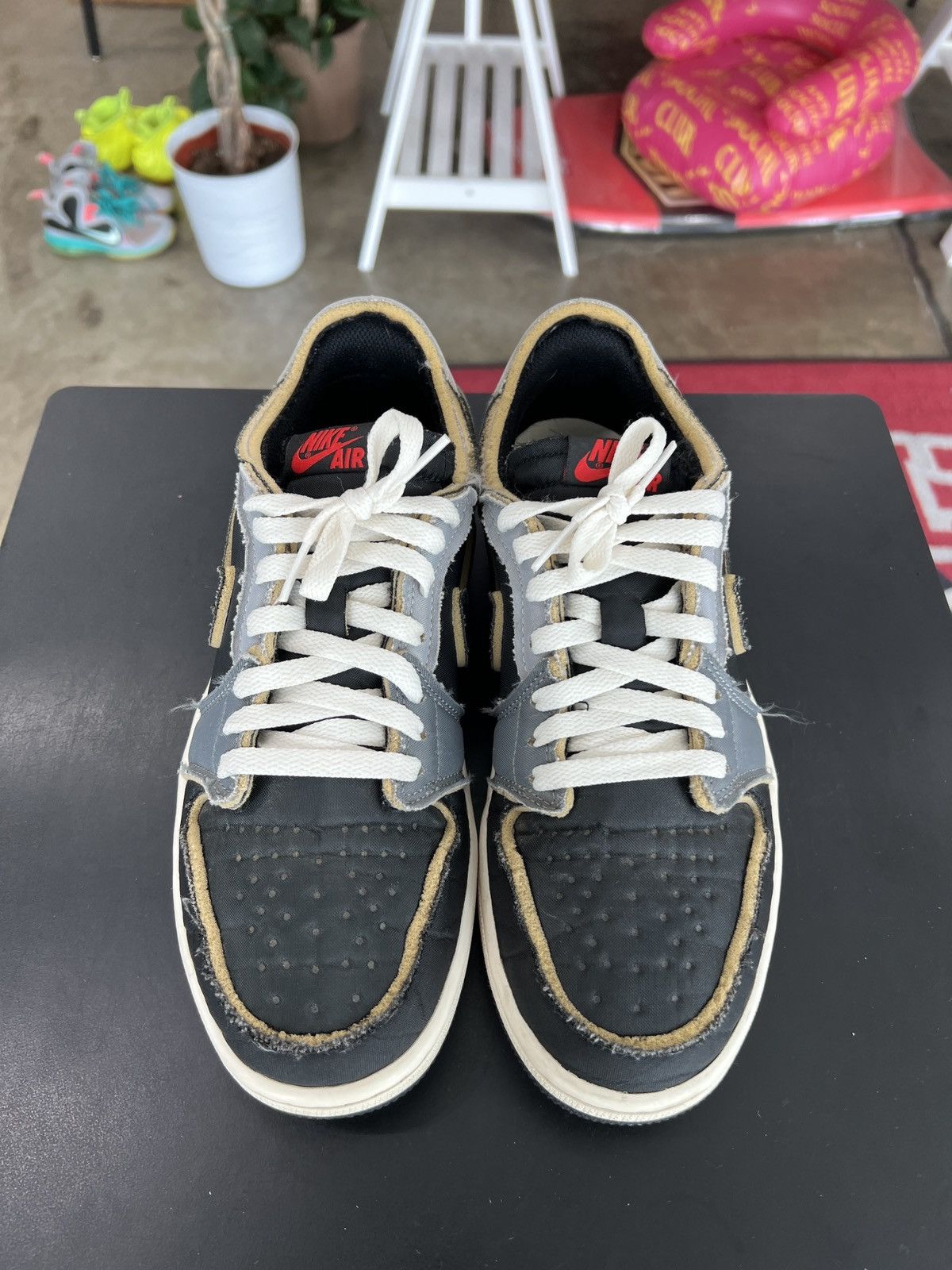 Jordan Brand Air Jordan 1 Low Black Smoke Grey Size 8.5 (2022) Size US 8.5 / EU 41-42 - 2 Thumbnail