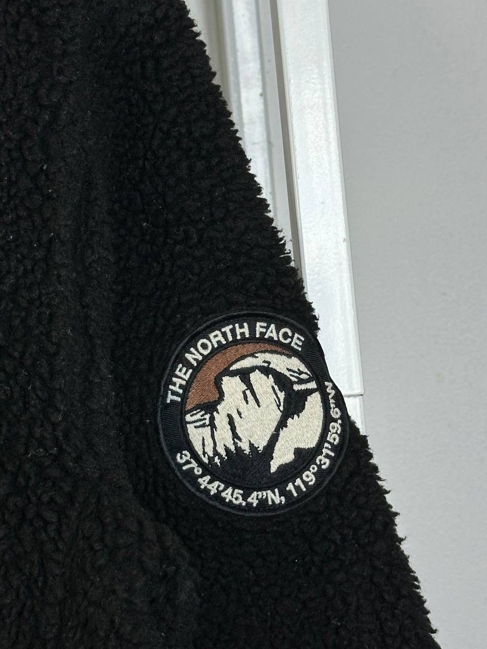 The North Face RARE THE NORTH FACE FLEECE JACKET NICE DESIGN Size US L / EU 52-54 / 3 - 5 Thumbnail