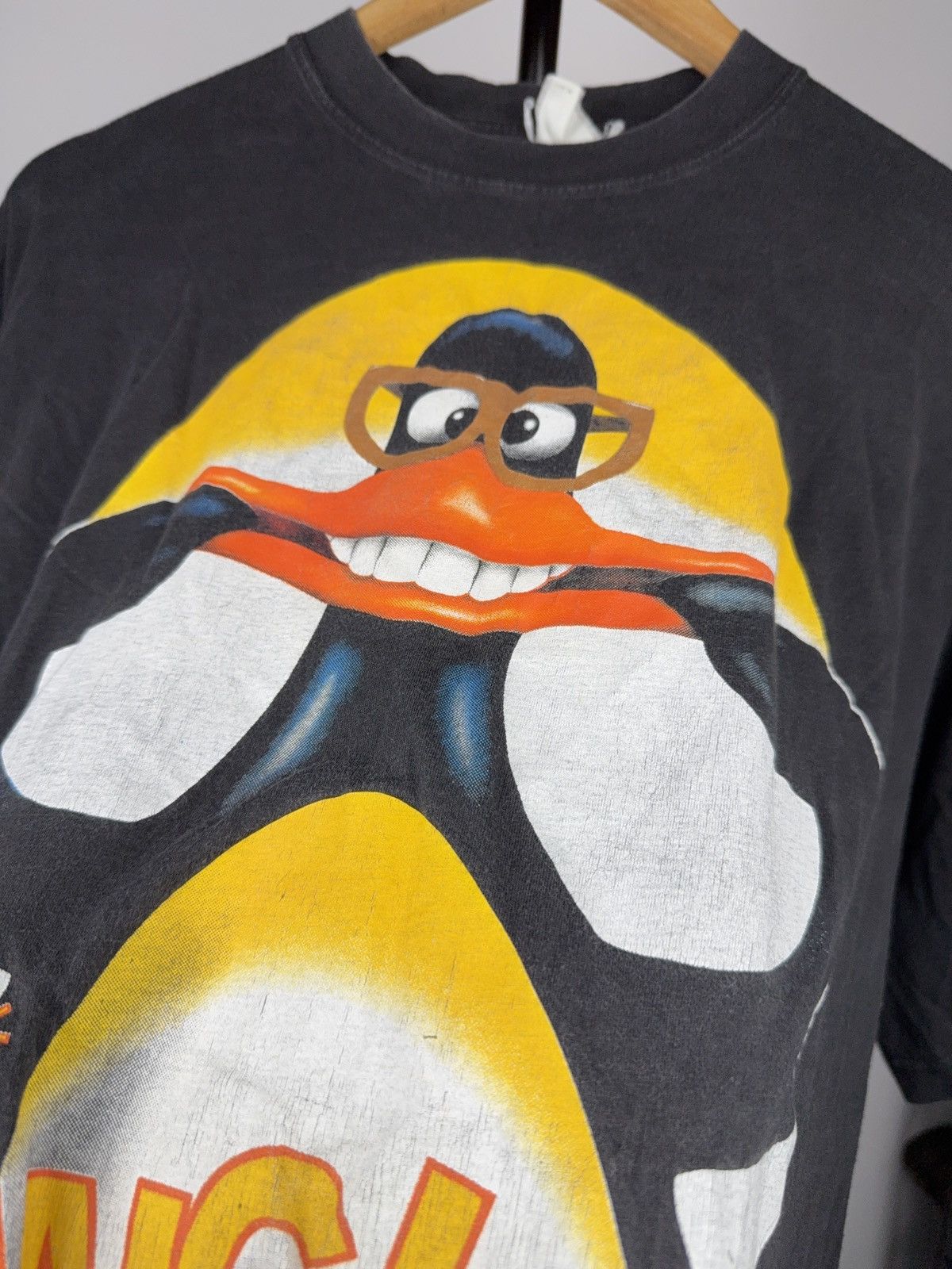 Vintage 90s Creature Comforts Aardman Ping Penguin 1992 Vintage Tee Size US XL / EU 56 / 4 - 10 Thumbnail