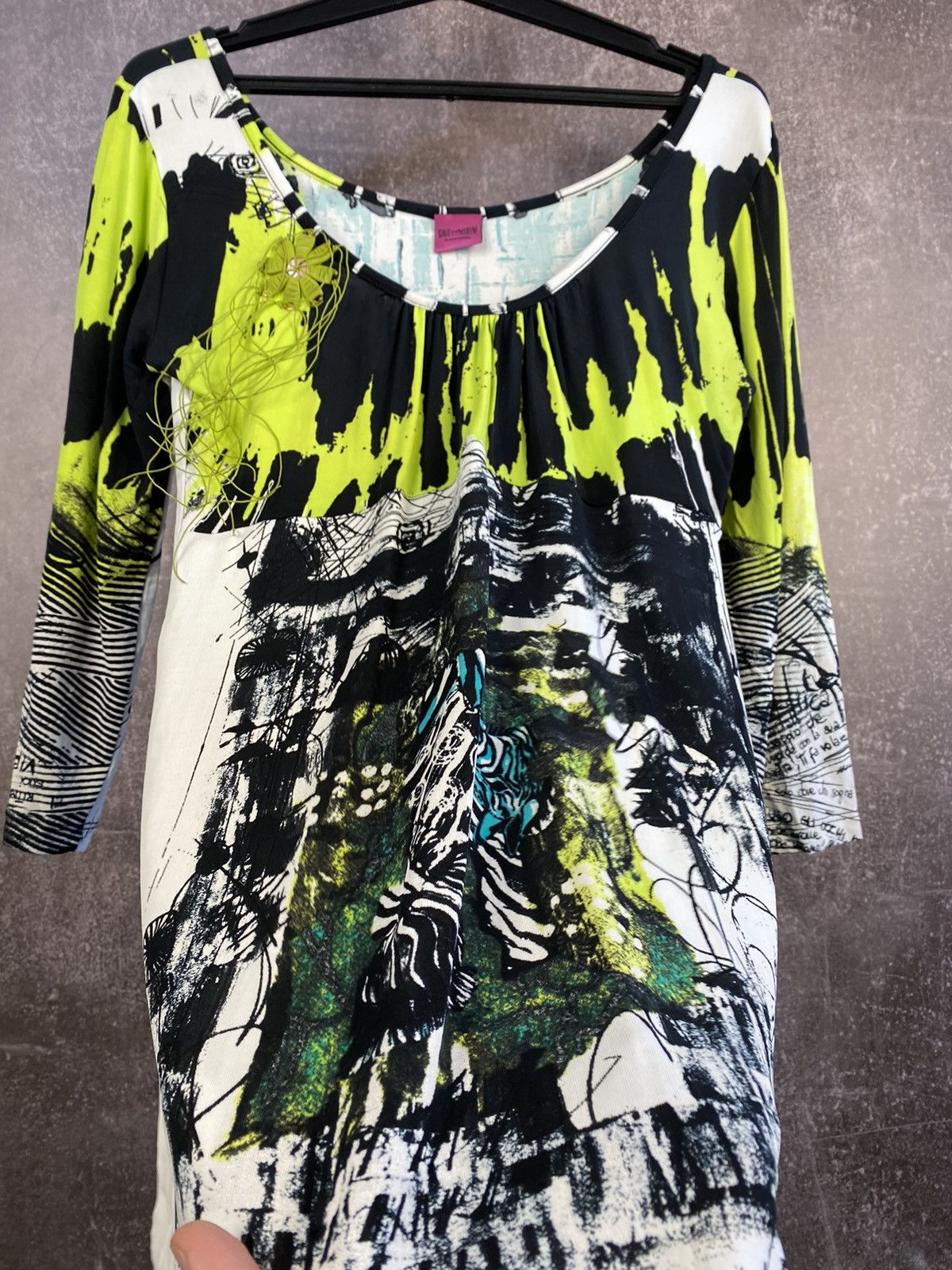 Designer Vintage Save the Queen Italy Mesh Long Sleeve Printed Top Size XXL / US 16-18 / IT 52-54 - 3 Thumbnail