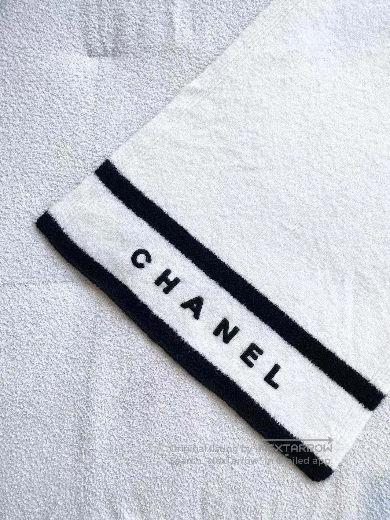 Chanel Chanel 24k black and white cashmere scarf| Size ONE SIZE - 3 Thumbnail