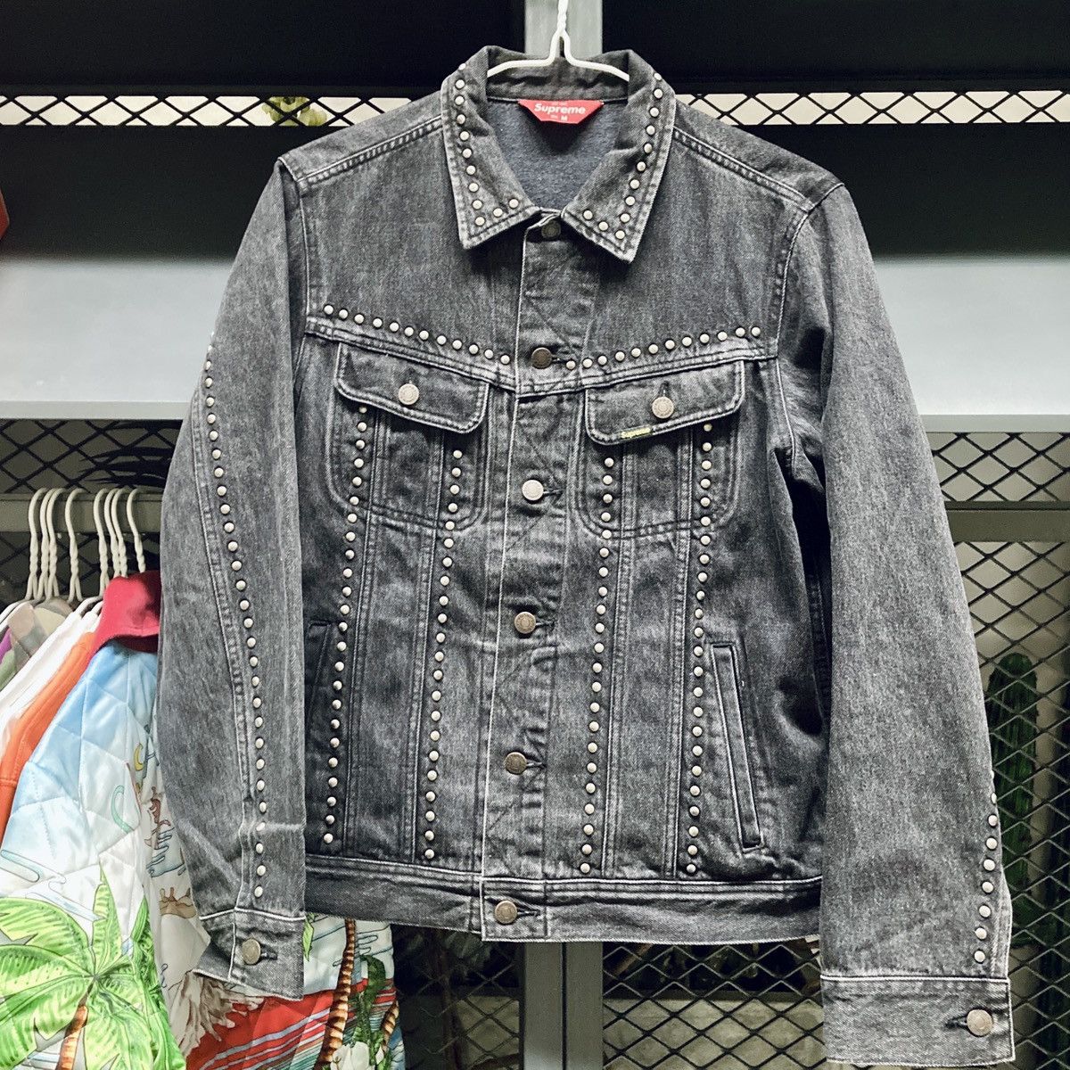 Supreme Supreme 17SS Studded Denim Trucker Jacket Size US M / EU 48-50 / 2 - 5 Thumbnail