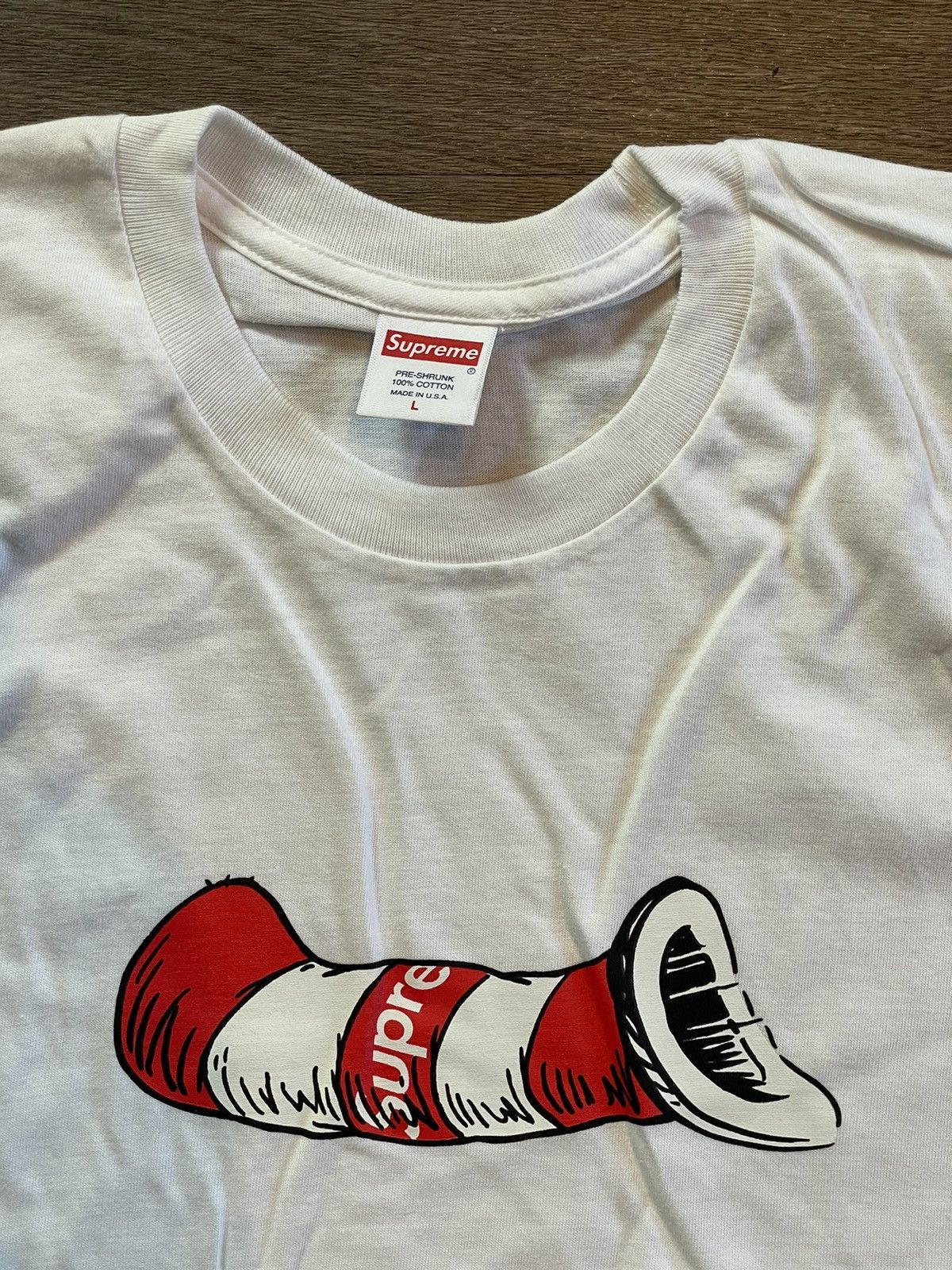Supreme NEW Dr Seuss Supreme Cat in the Hat Tee Size US L / EU 52-54 / 3 - 2 Thumbnail