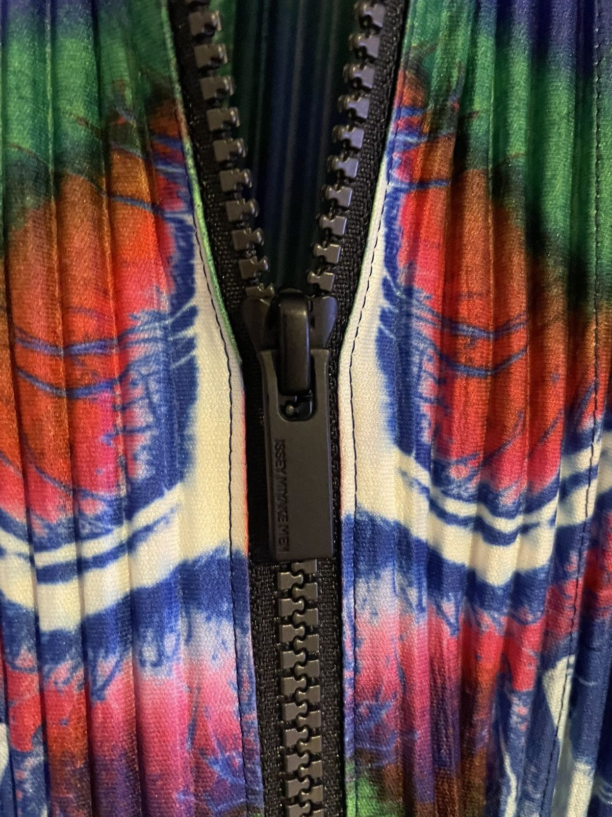 Issey Miyake Issey Miyake Men F/W 14 “Psychedelic” Pleated Track Jacket Size US S / EU 44-46 / 1 - 3 Thumbnail
