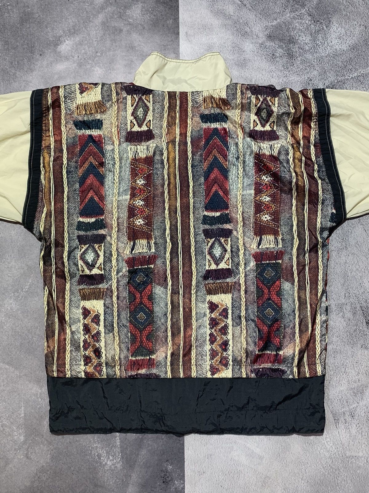 Vintage Vintage Y2K Japanese art light jacket streetwear size M Size US M / EU 48-50 / 2 - 7 Thumbnail