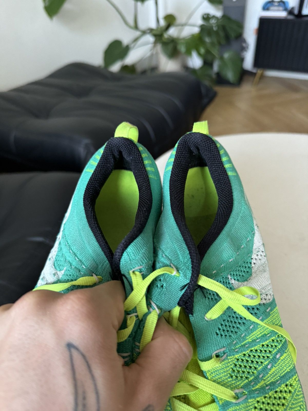 Nike Nike Flyknit Trainer Volt Kanye West YeKnit Og 2012 9.5US Size US 9.5 / EU 42-43 - 5 Thumbnail