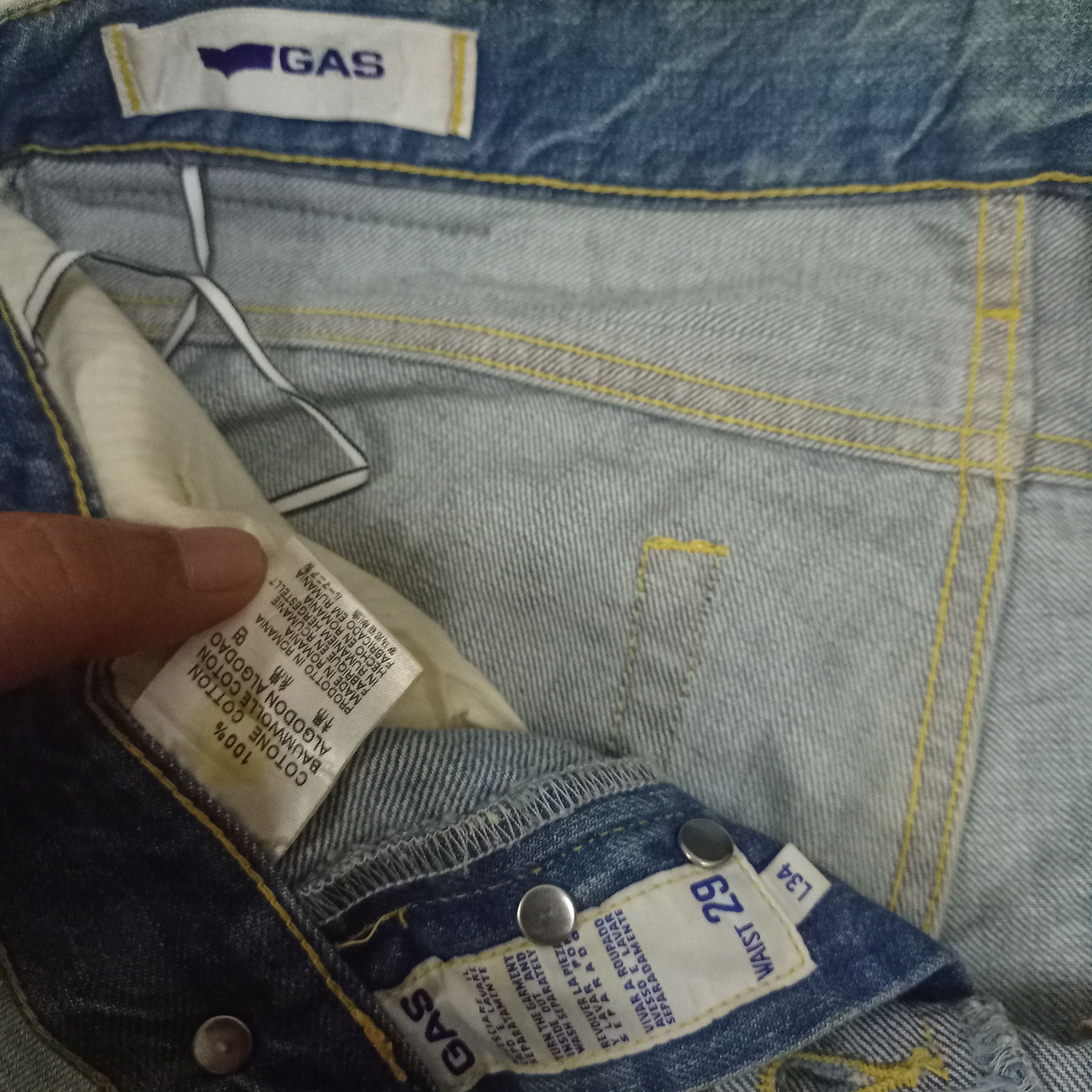 Japanese Brand Vintage Japanese Brand Blue Wash Distressed Style Jeans Size US 31 - 8 Thumbnail