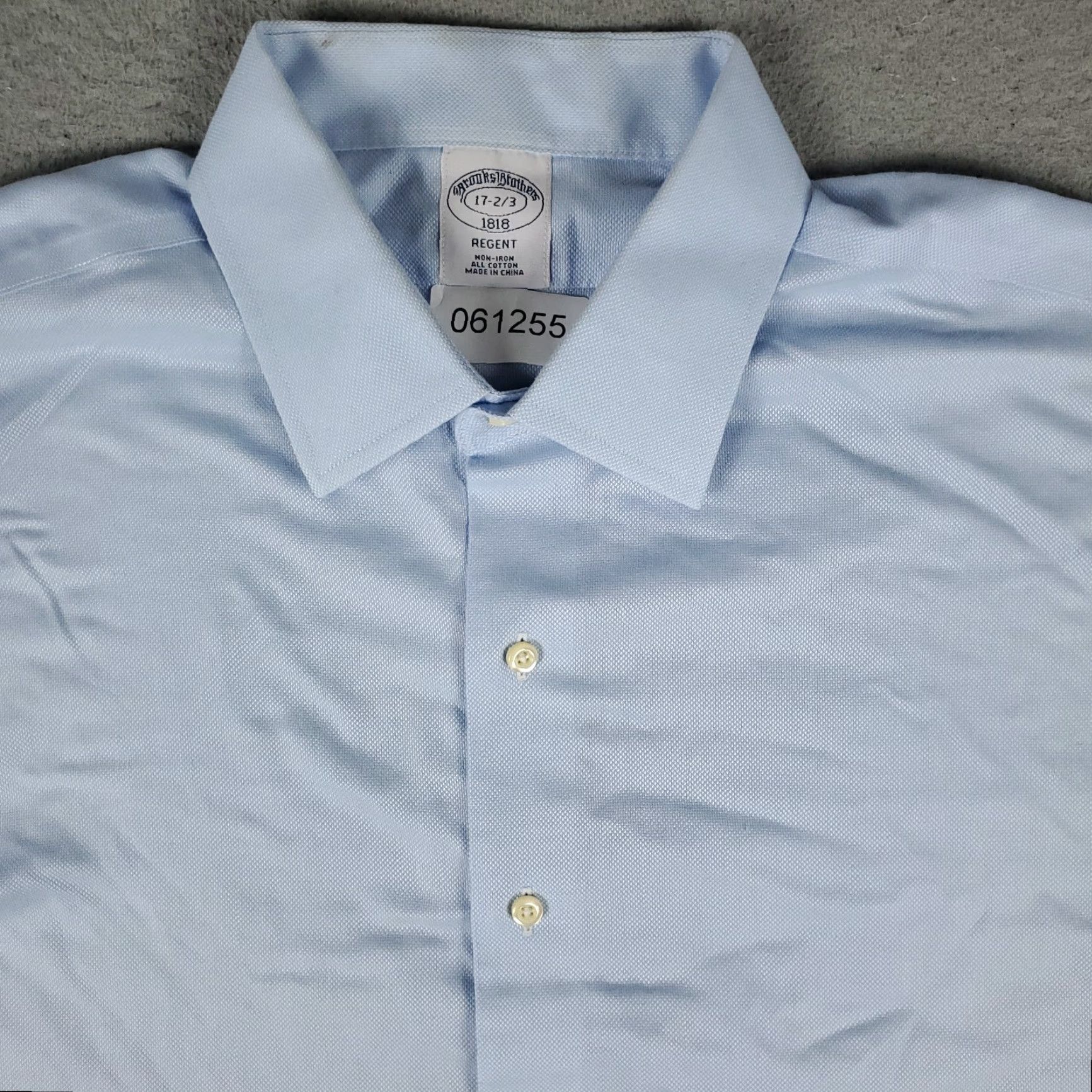 Brooks Brothers VINTAGE Brooks Brothers Dress Shirt Men 17 Blue Long Sleeve Business Casual Formal Workwear Size 46R - 2 Thumbnail