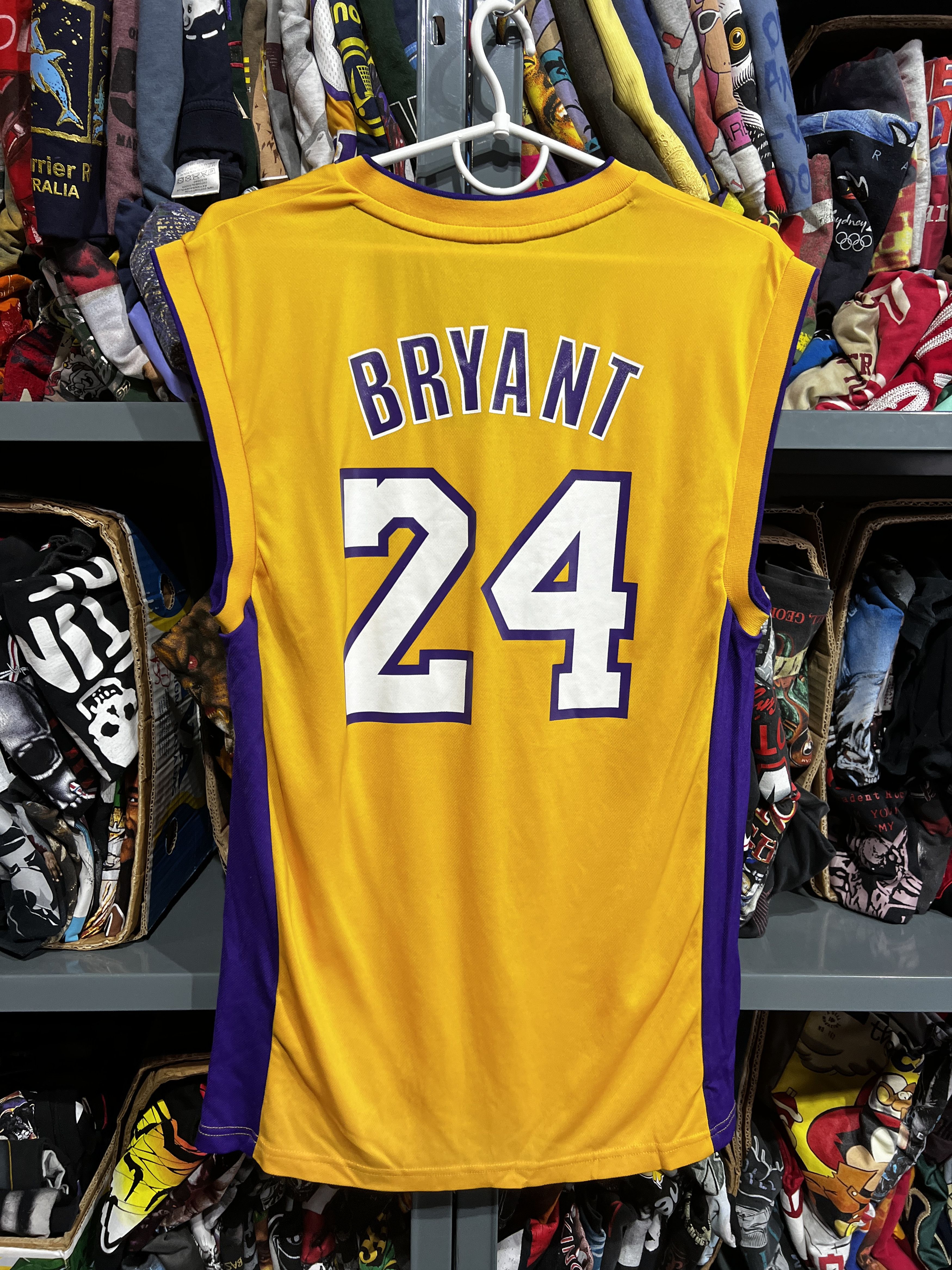 Adidas Lakers Kobe Bryant 24 basketball jersey Size S