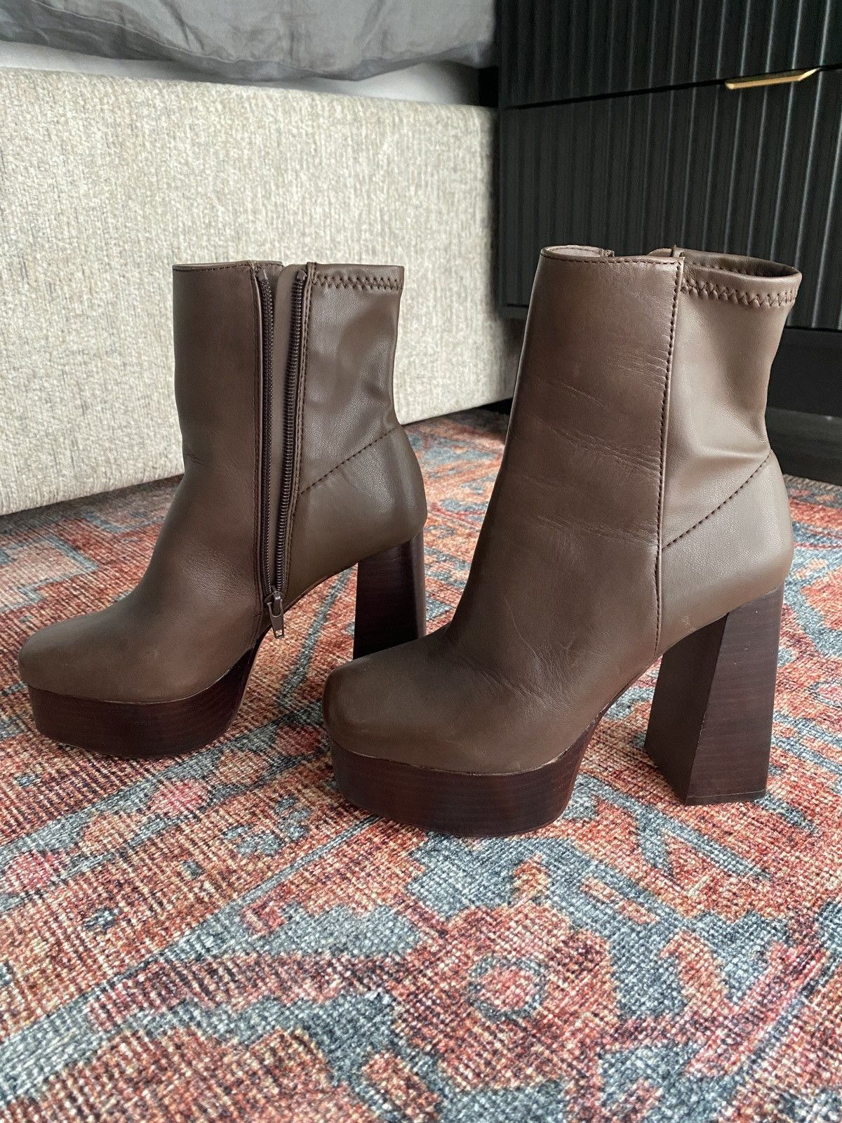 Aldo ALDO Platform Boots Size US 6 / IT 36 - 2 Thumbnail