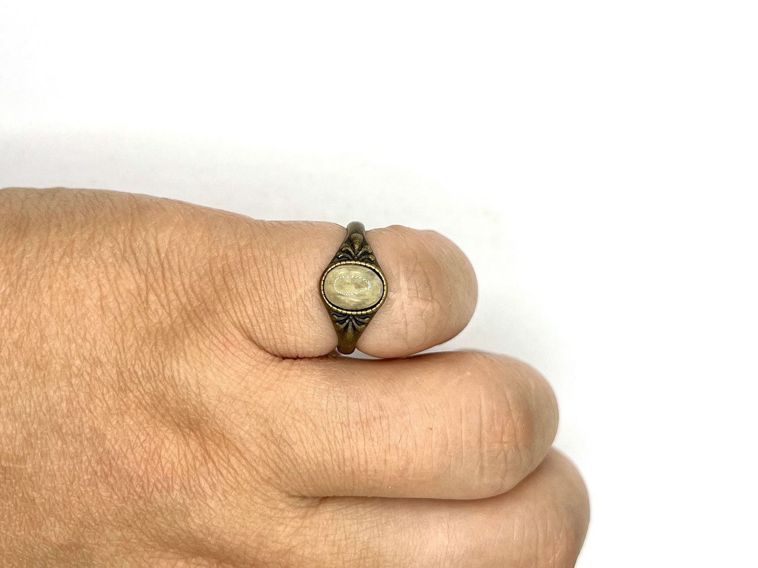 Handmade Yellow Quartz bronze ring - size 6 Size ONE SIZE - 4 Thumbnail