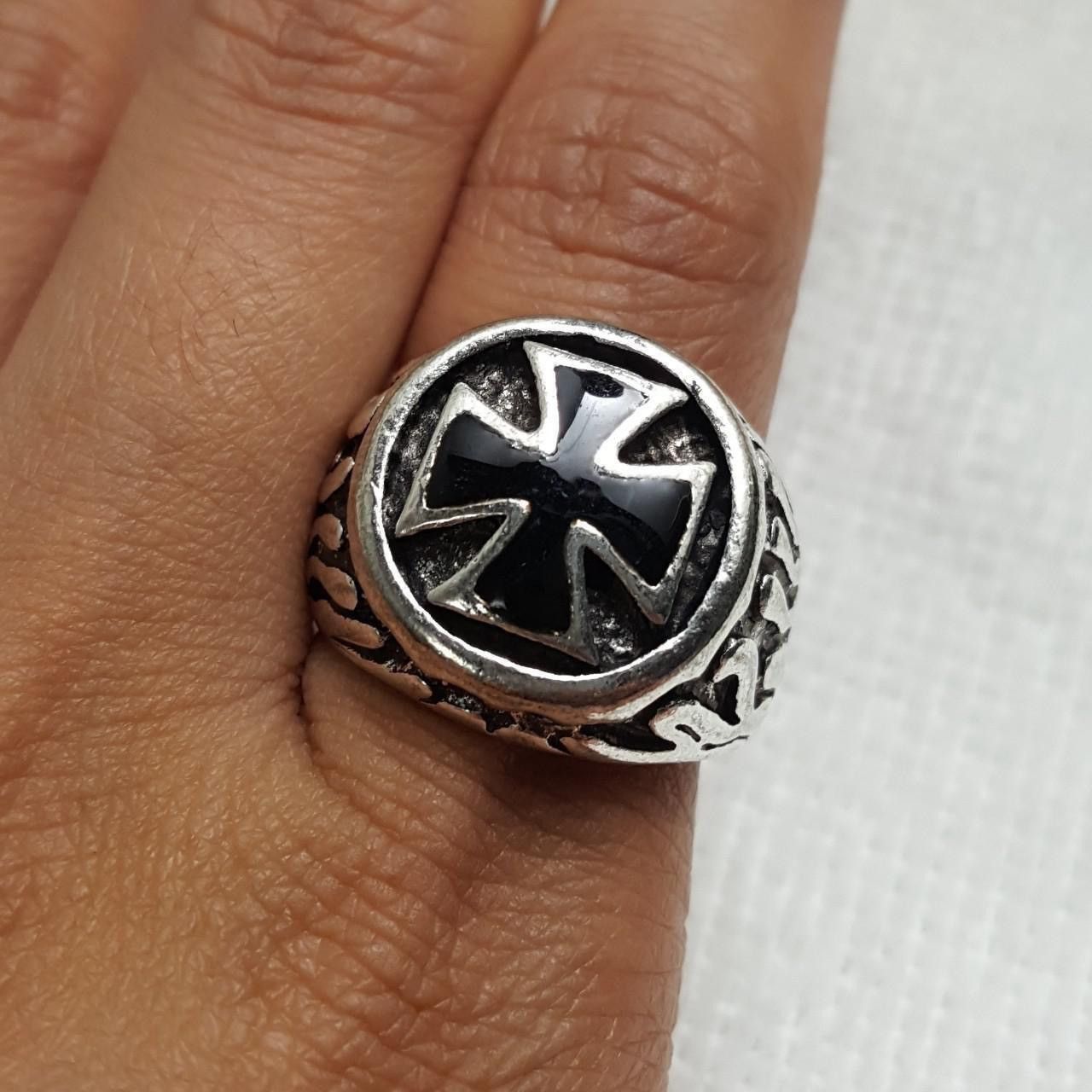 The Unbranded Brand Silver Black Ename Cross Fire Ring Size ONE SIZE - 2 Thumbnail
