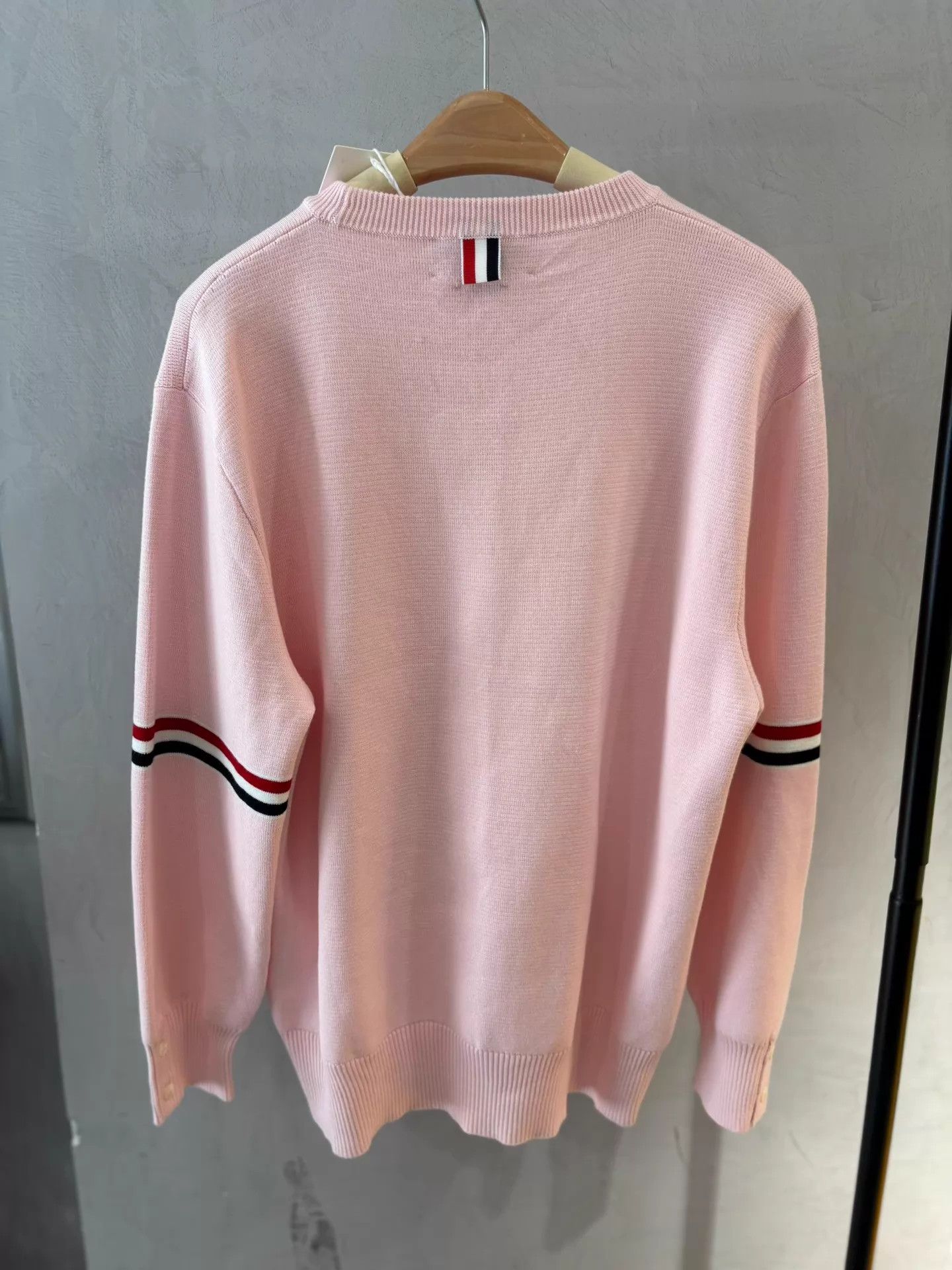 Thom Browne THOM BROWNE Sakura Pink Knit Sweatshirt Deadstock S2 Size XS / US 0-2 / IT 36-38 - 7 Thumbnail