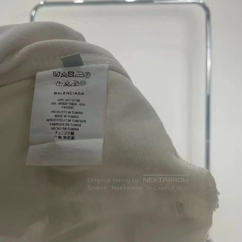 Balenciaga Balenciaga White Back Logo Denim Jacket. Size US S / EU 44-46 / 1 - 4 Thumbnail
