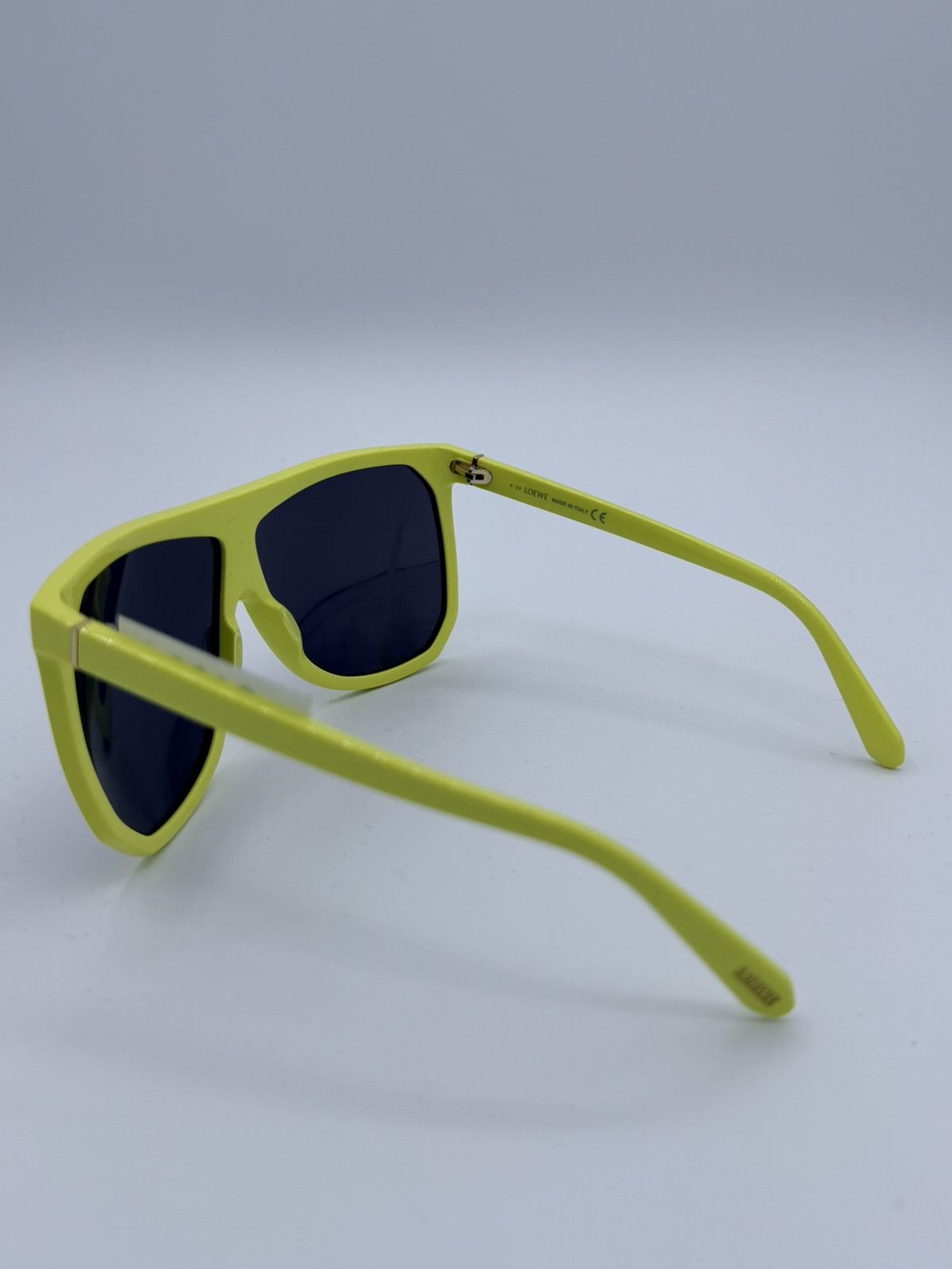 Loewe Loewe LW40001I Filipa oversized mask sunglasses Size ONE SIZE - 5 Thumbnail