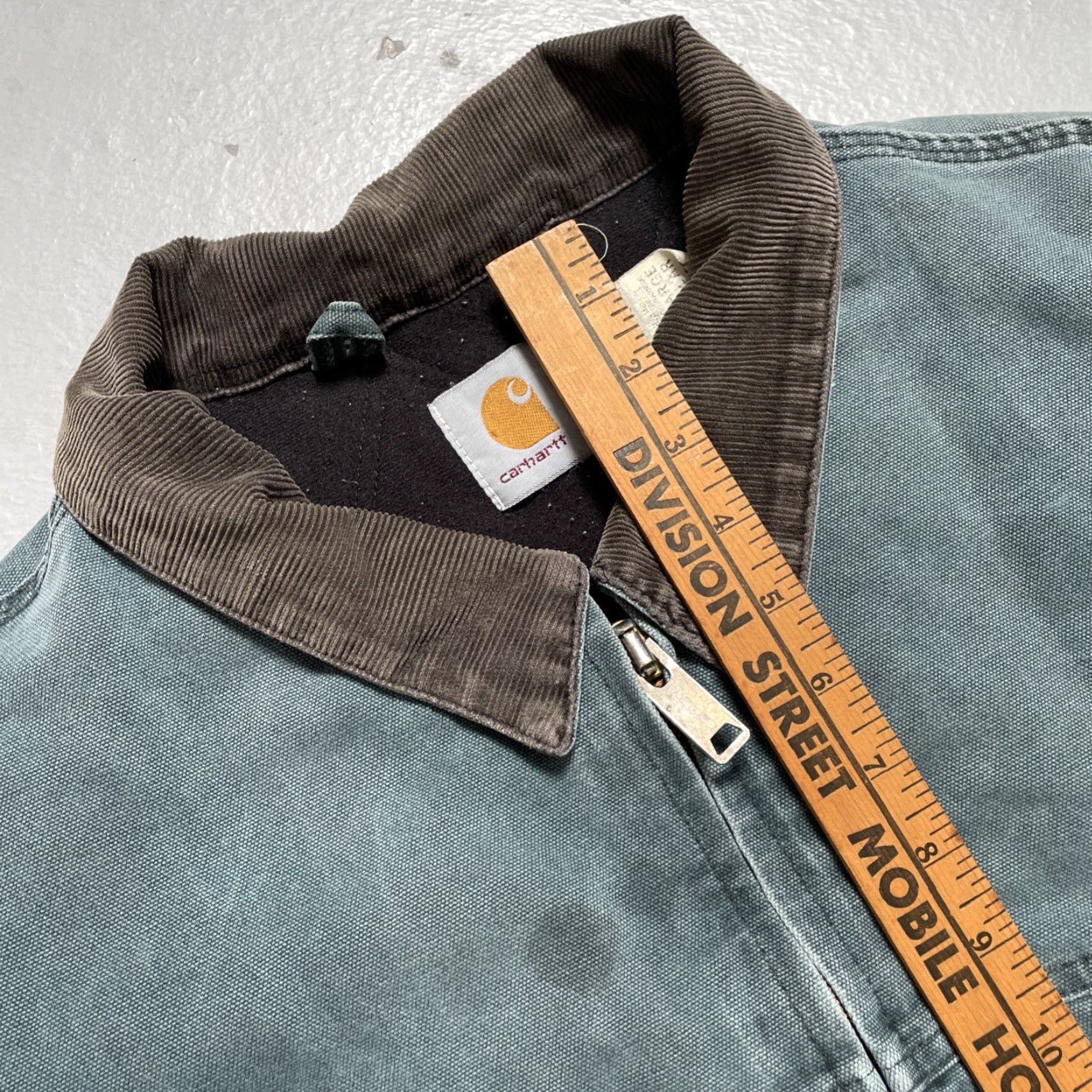 Carhartt VINTAGE Carhartt J14 HTG Santa Fe Bomber Jacket Unisex Adults 2XL Green Canvas Workwear Americana 80s 90s Ranch Size US XXL / EU 58 / 5 - 5 Thumbnail