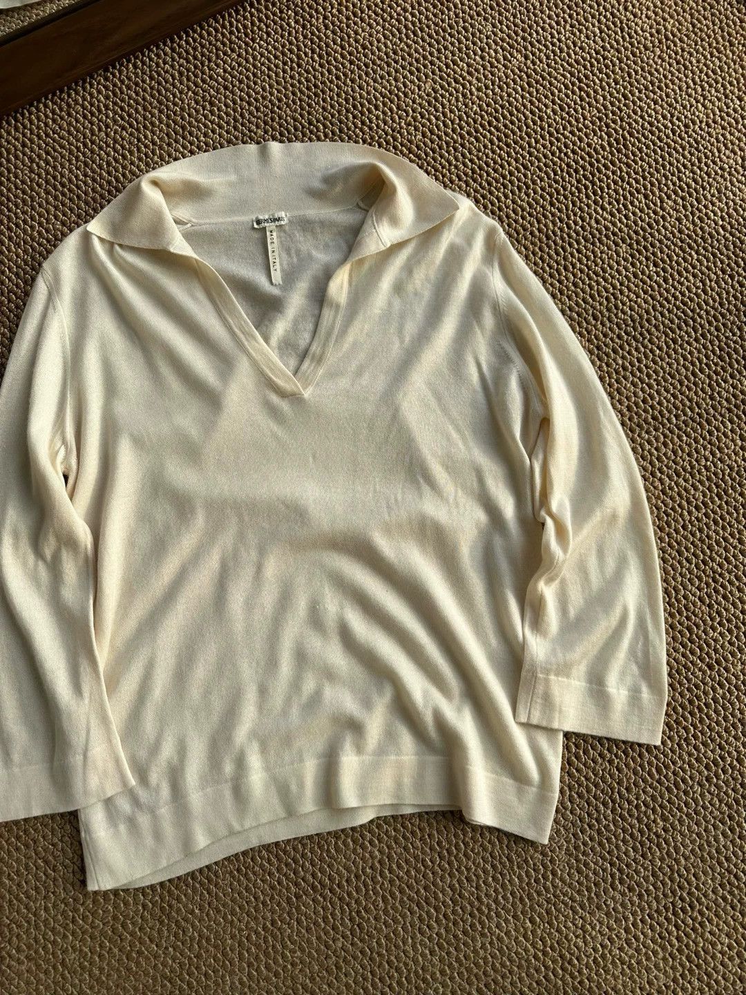 HERMES Margiela beige long sleeve V-neck top ME 98