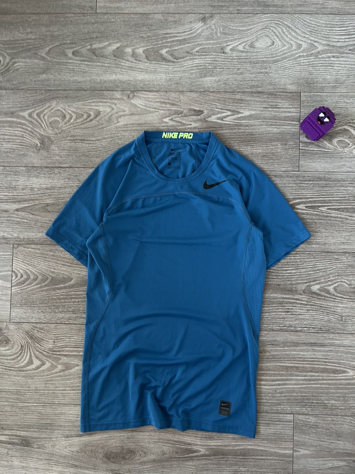 Nike ‼️Nike Pro Combat Hypercool Pitted Onyx Tyle Gym T-Shirt‼️ Size US S / EU 44-46 / 1 - 15 Thumbnail