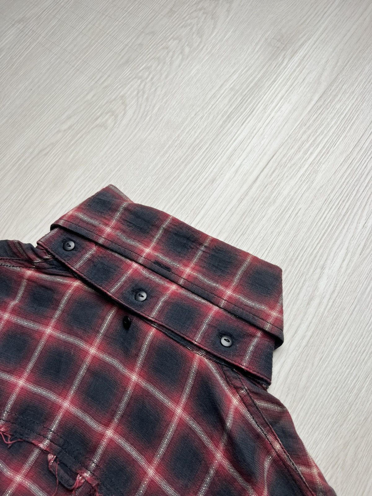 Le Grande Bleu (L.G.B.) L.G.B 48 Buttons & 2 Zip Distressed Shirt Detachable Collar Size US S / EU 44-46 / 1 - 9 Thumbnail