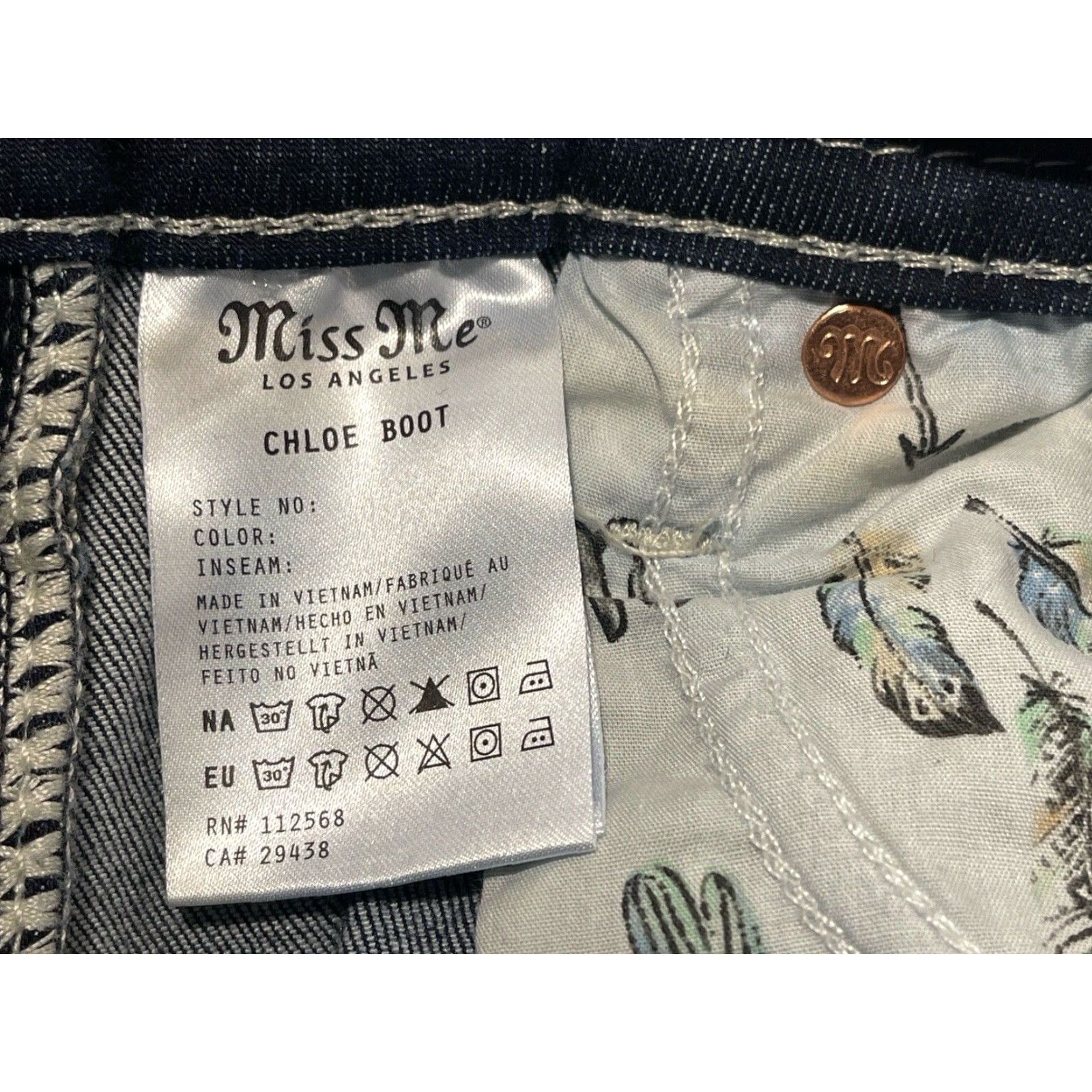Miss Me Miss Me Chloe Boot Women's Jeans Size 28×29 Recent Model Size 26" / US 2 / IT 38 - 4 Thumbnail
