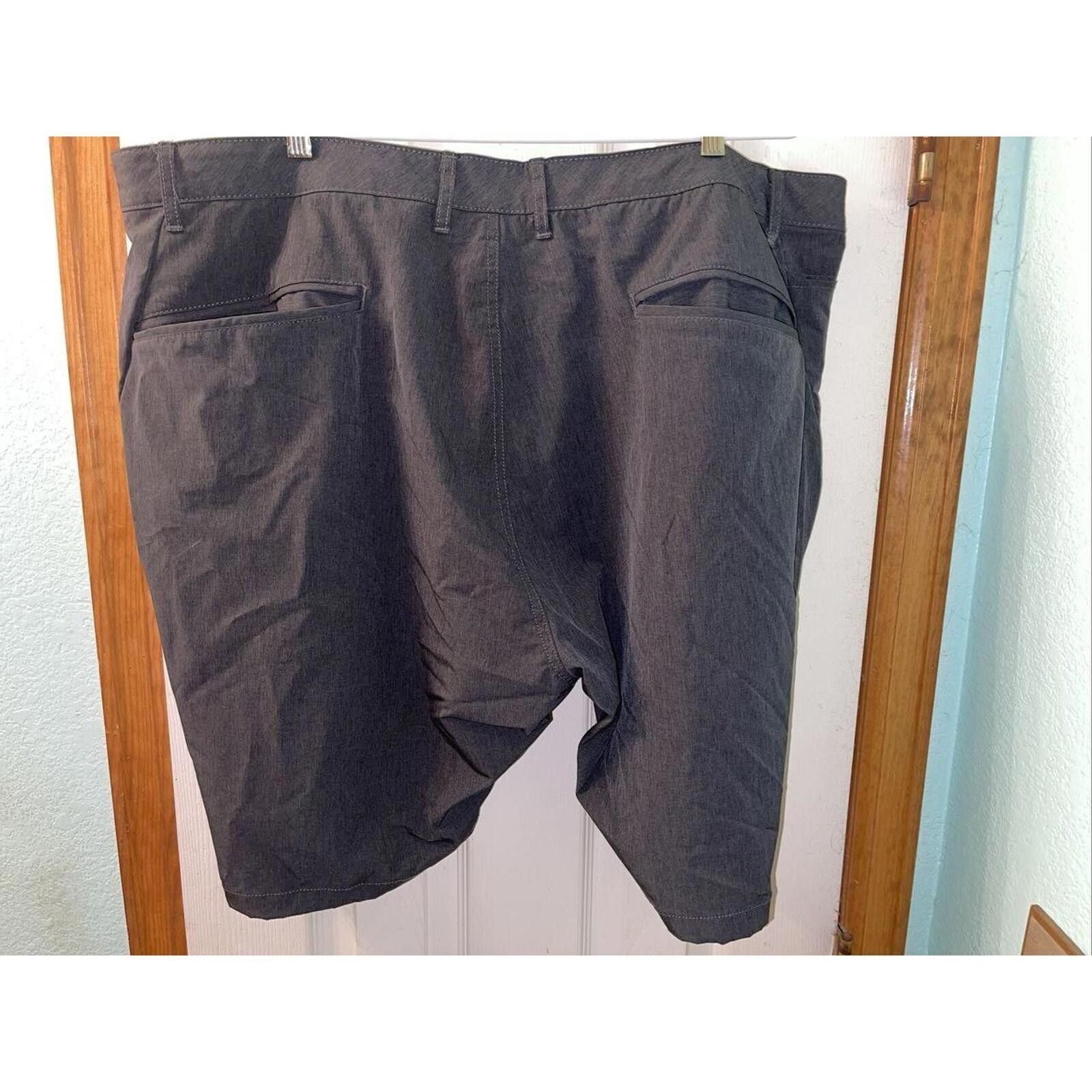 Kenneth Cole Kenneth Cole Men's Grey Shorts Size US 44 / EU 60 - 8 Thumbnail
