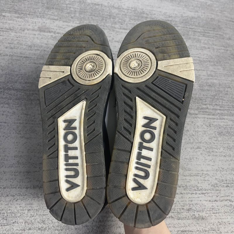 Louis Vuitton Louis Vuitton Trainer White Black Sneakers -2508 Size US 7.5 / EU 40-41 - 4 Thumbnail