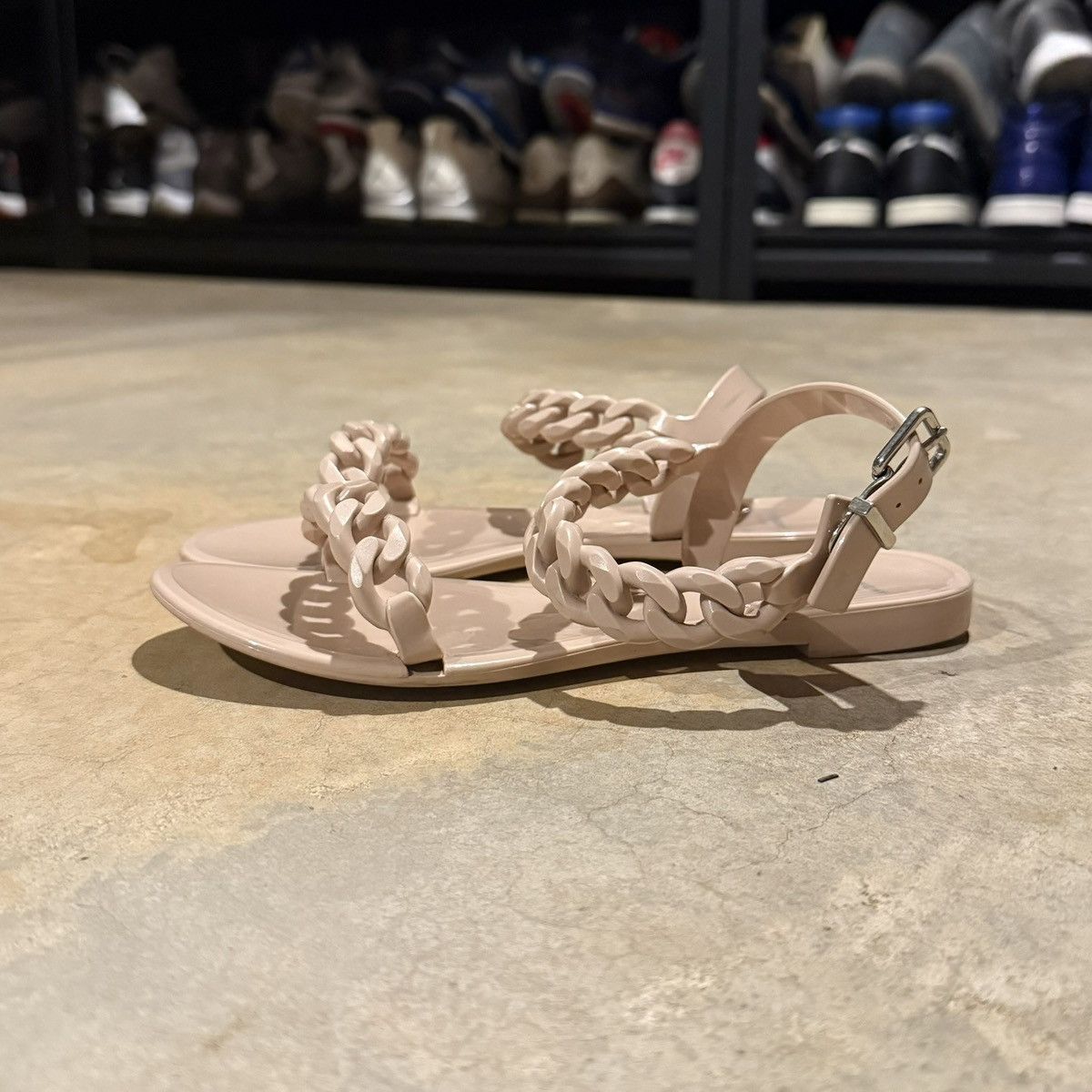Givenchy Givenchy Nea Jelly Chain Strap Flat Sandals Rose Nude EU 37 Size US 7 / IT 37 - 2 Thumbnail