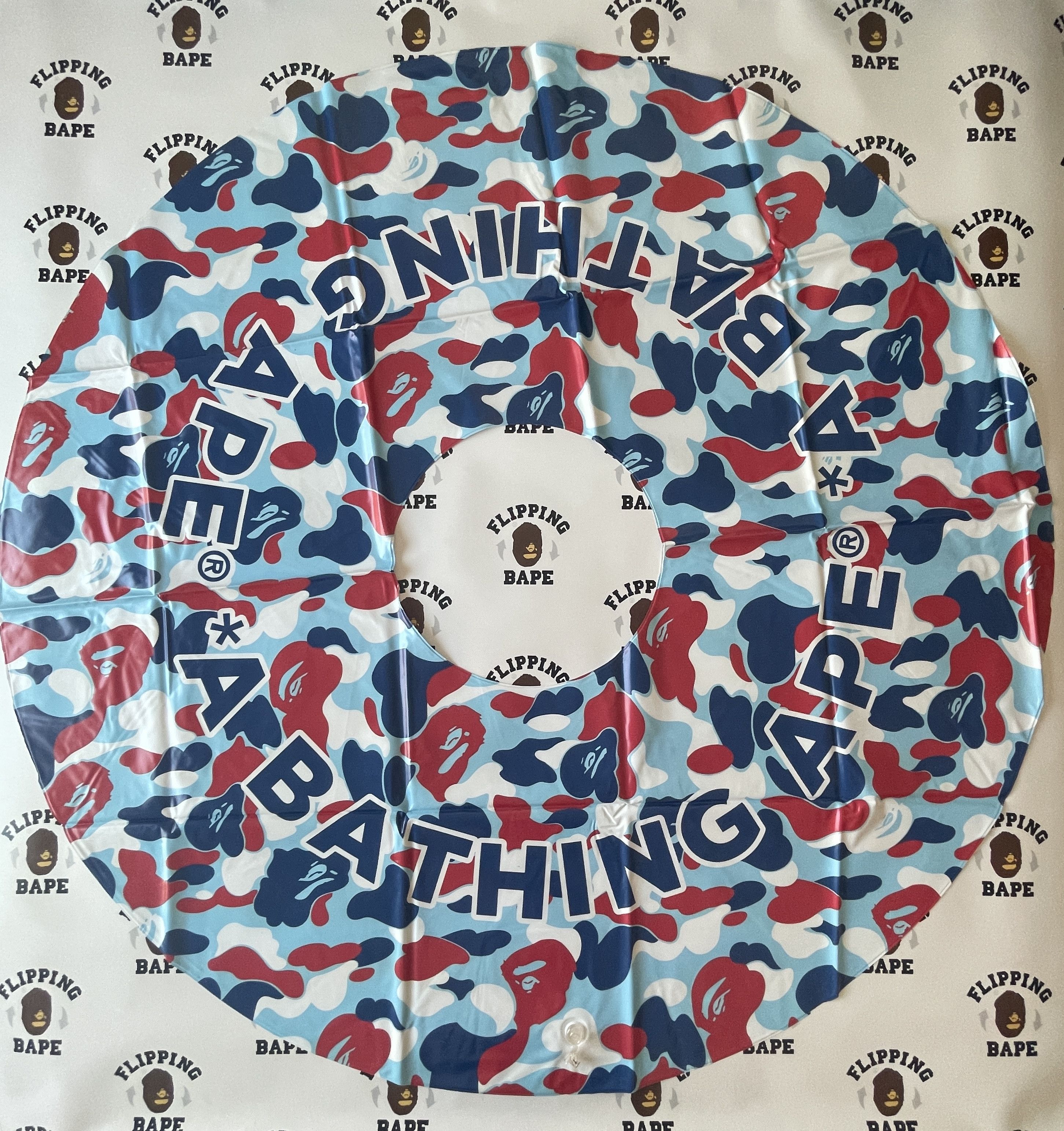Bape BAPE X NIKKI BEACH WATER DONUT Size ONE SIZE - 4 Thumbnail