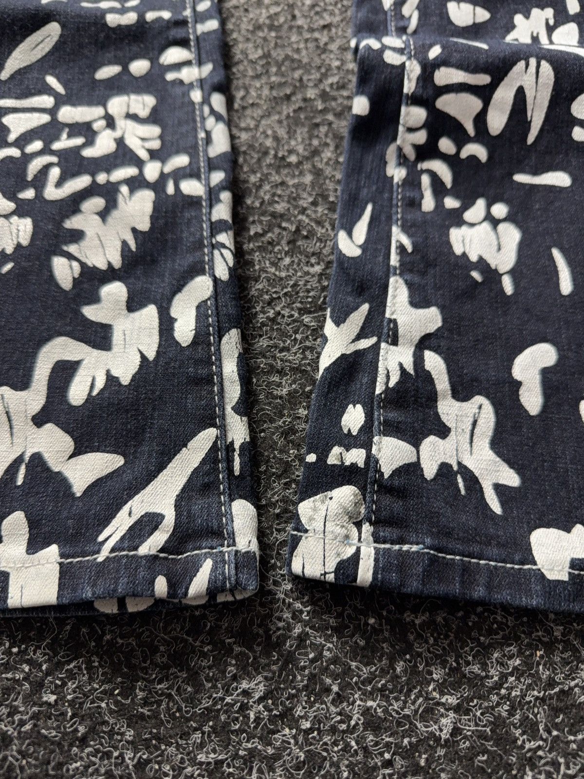Japanese Brand Avant Garde 00s Crazy Age Graphic Flared Jeans Y2K Pattern Size 28" / US 6 / IT 42 - 5 Thumbnail