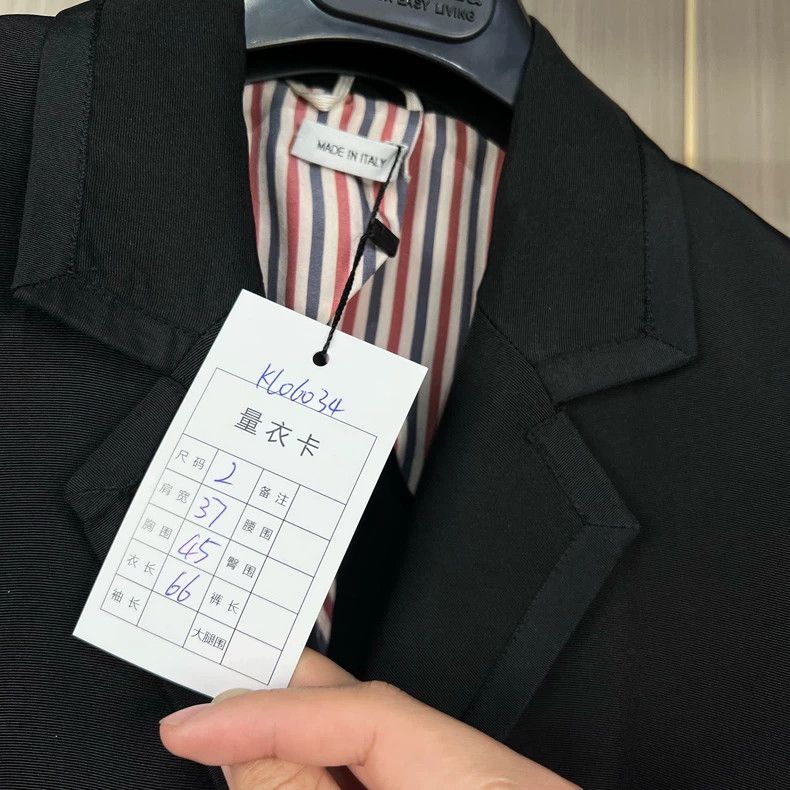 Thom Browne Thom Browne size2 A suit jacket Size 40L - 9 Thumbnail