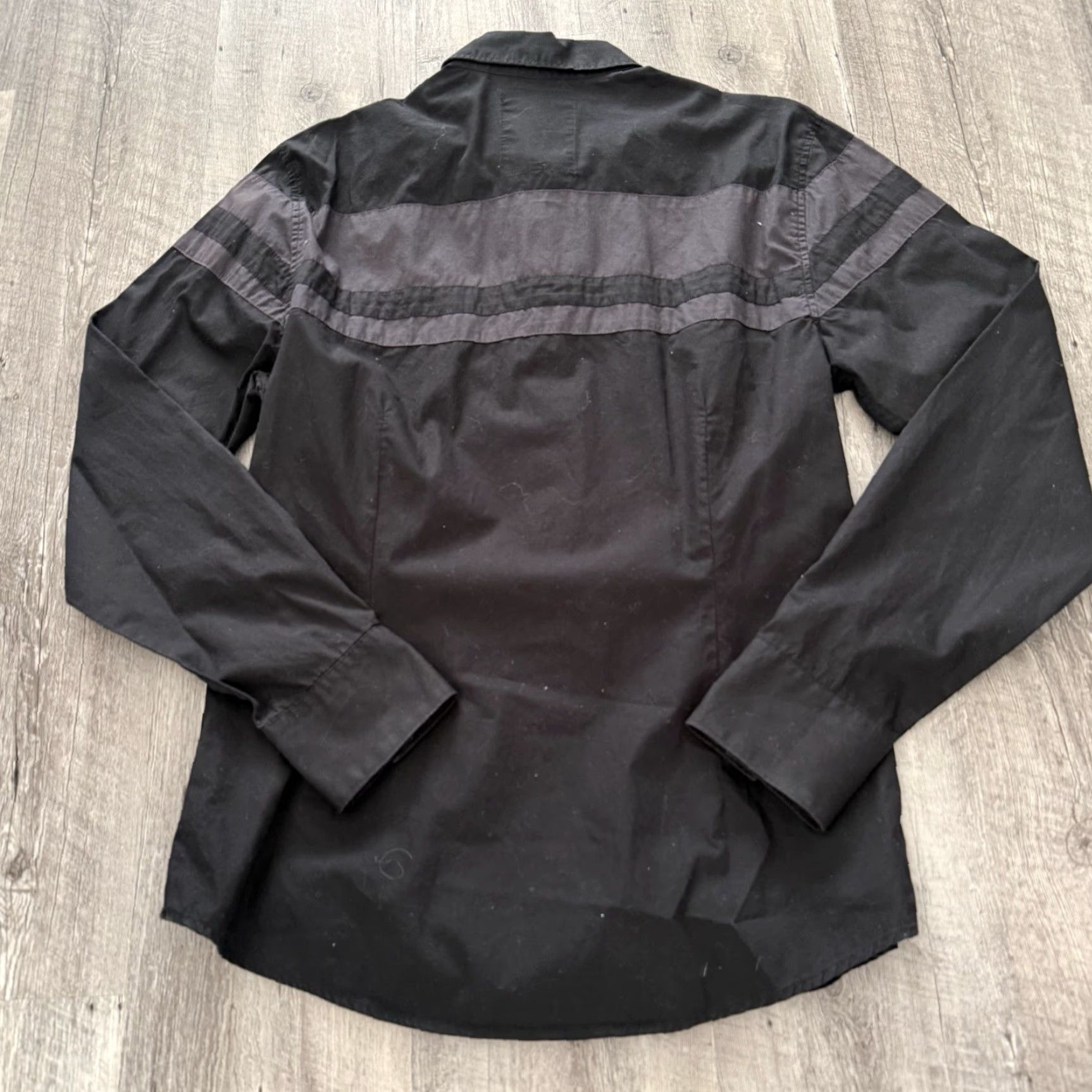 Guess GUESS Shirt Mens M Black Striped Button Up Lightweight Long Sleeve Size US M / EU 48-50 / 2 - 5 Thumbnail