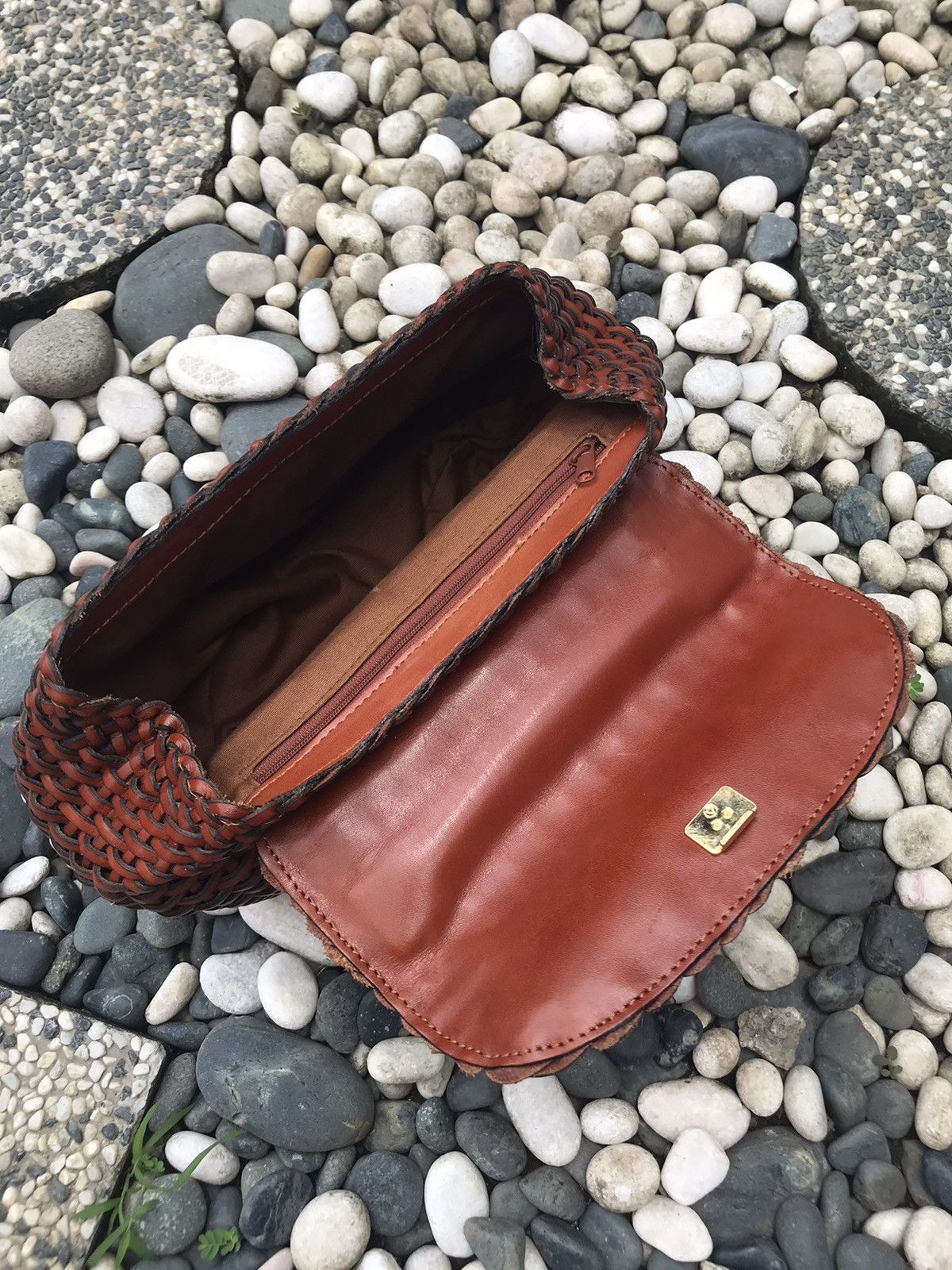 Genuine Leather × Handmade × Japanese Brand CUSTOM UNBRANDED HANDMADE BASKET WOVEN LEATHER STYLE HANDBAG Size ONE SIZE - 10 Thumbnail