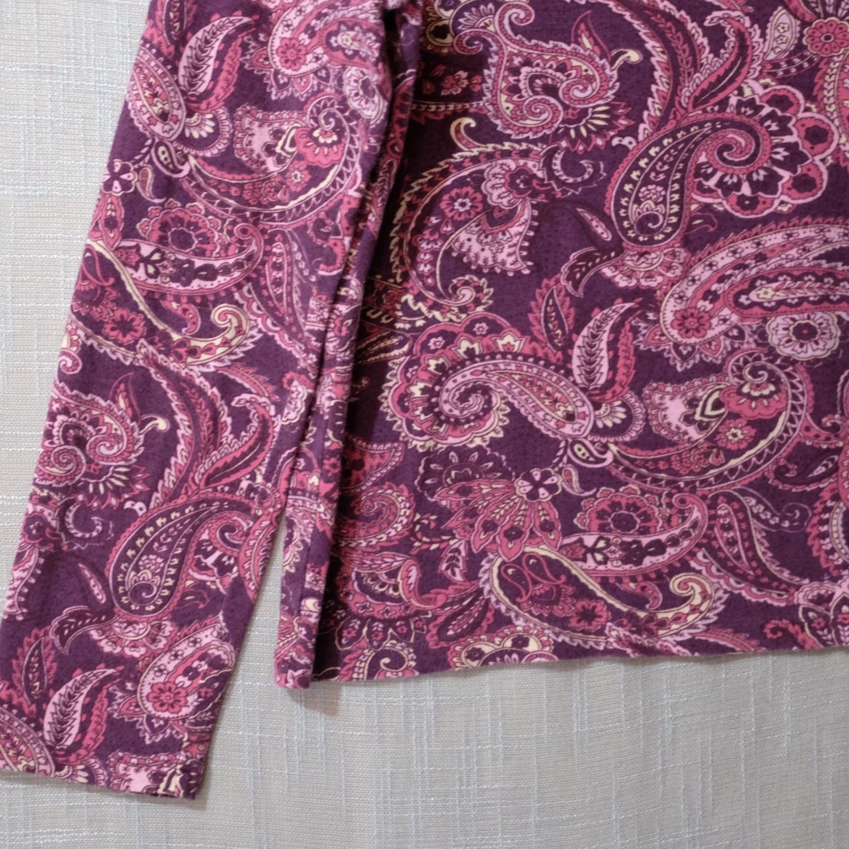 Vintage St. John's Bay Shirt Womens L Wine Floral Pullover Stretch Long Sleeve Tee Regular Casual 100% Cotton Vintage No Size L / US 10 / IT 46 - 3 Thumbnail