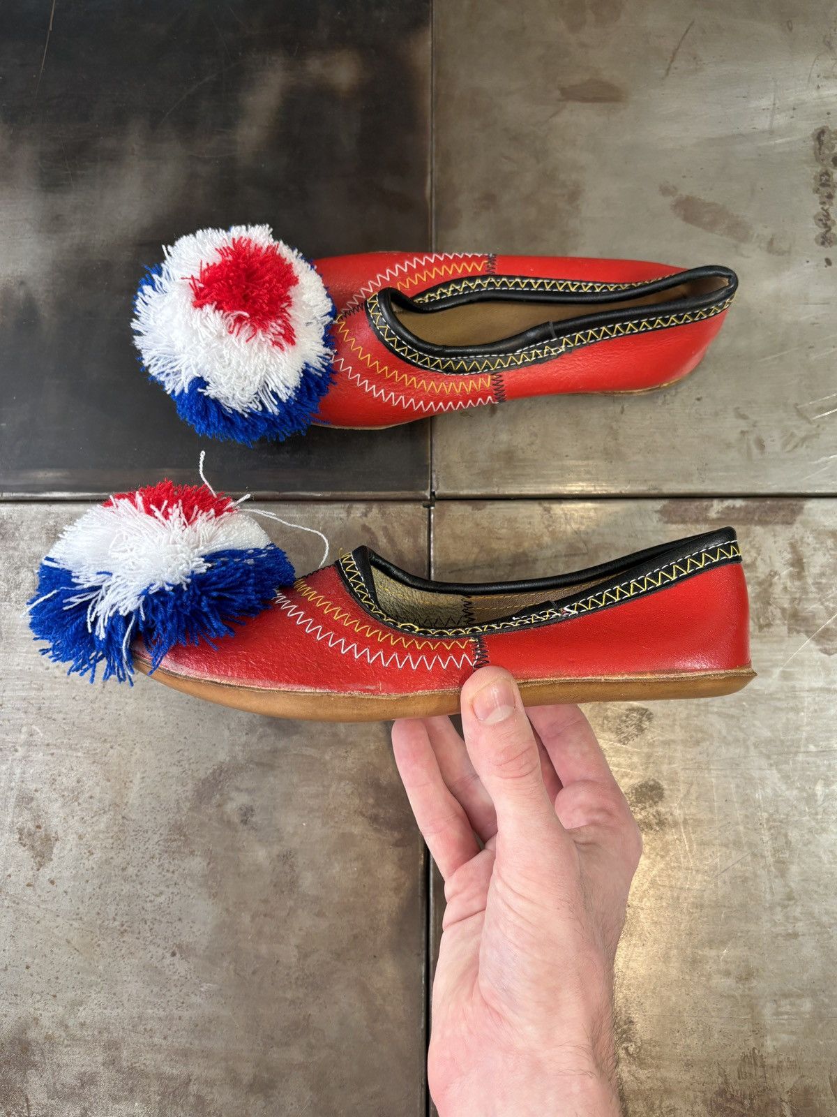 Vintage Greek Tsarouchi Slippers Pom Pom Loafers Vintage Army Guard Size US 8 / IT 38 - 11 Thumbnail
