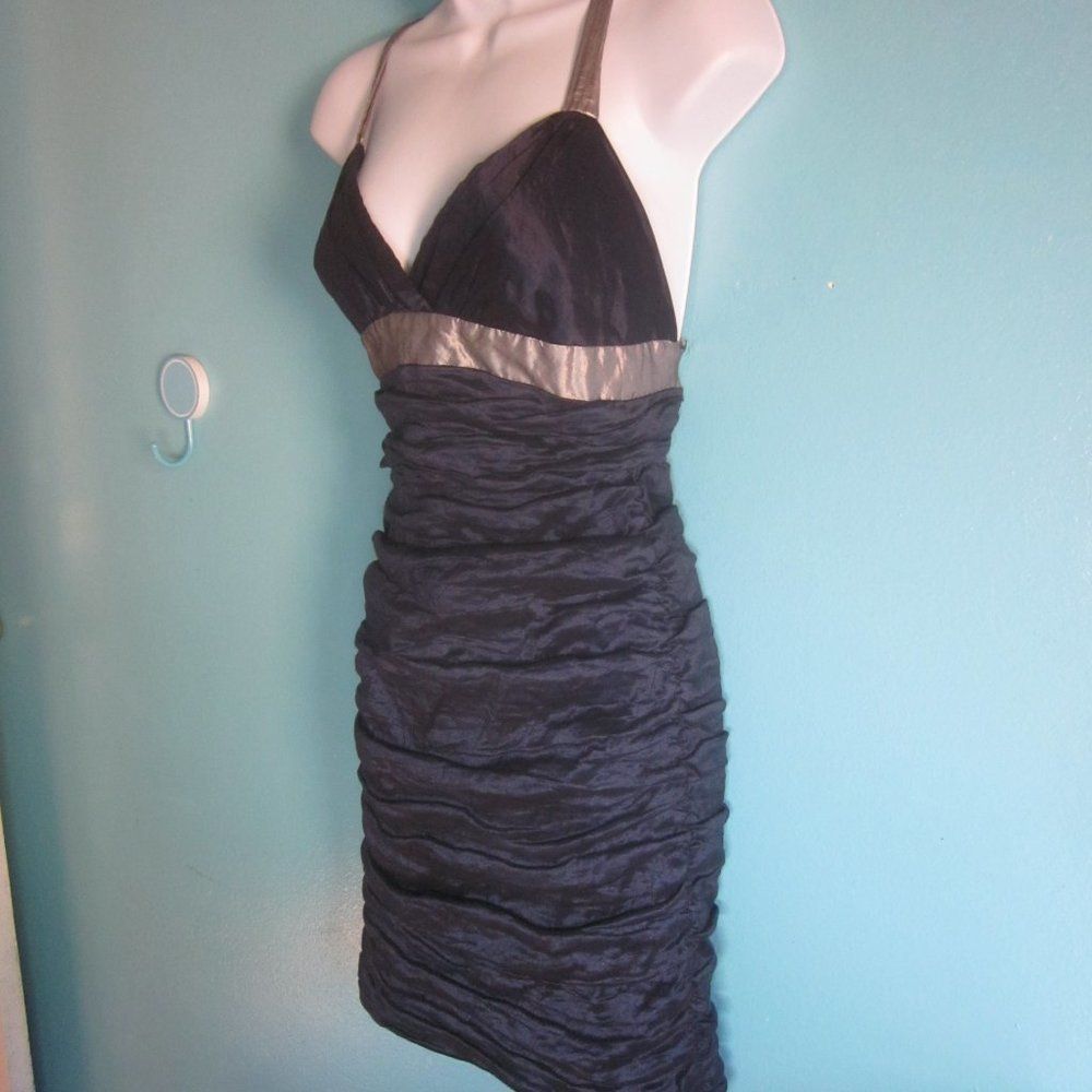 Bcbgmaxazria BCBG Maxazaria Blue and Silver Metallic Cocktail Party Dress Size S / US 4 / IT 40 - 12 Thumbnail