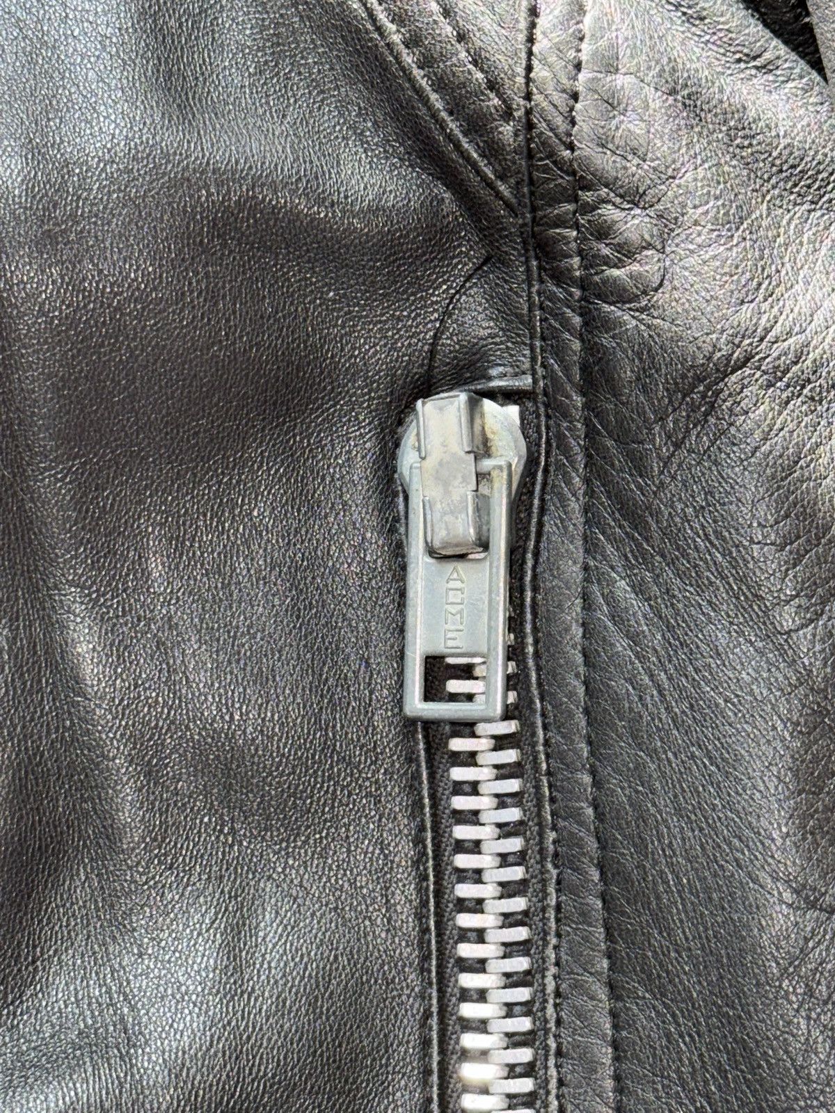Yves Saint Laurent Yves saint Laurent jacket model Perfecto Size US L / EU 52-54 / 3 - 7 Thumbnail