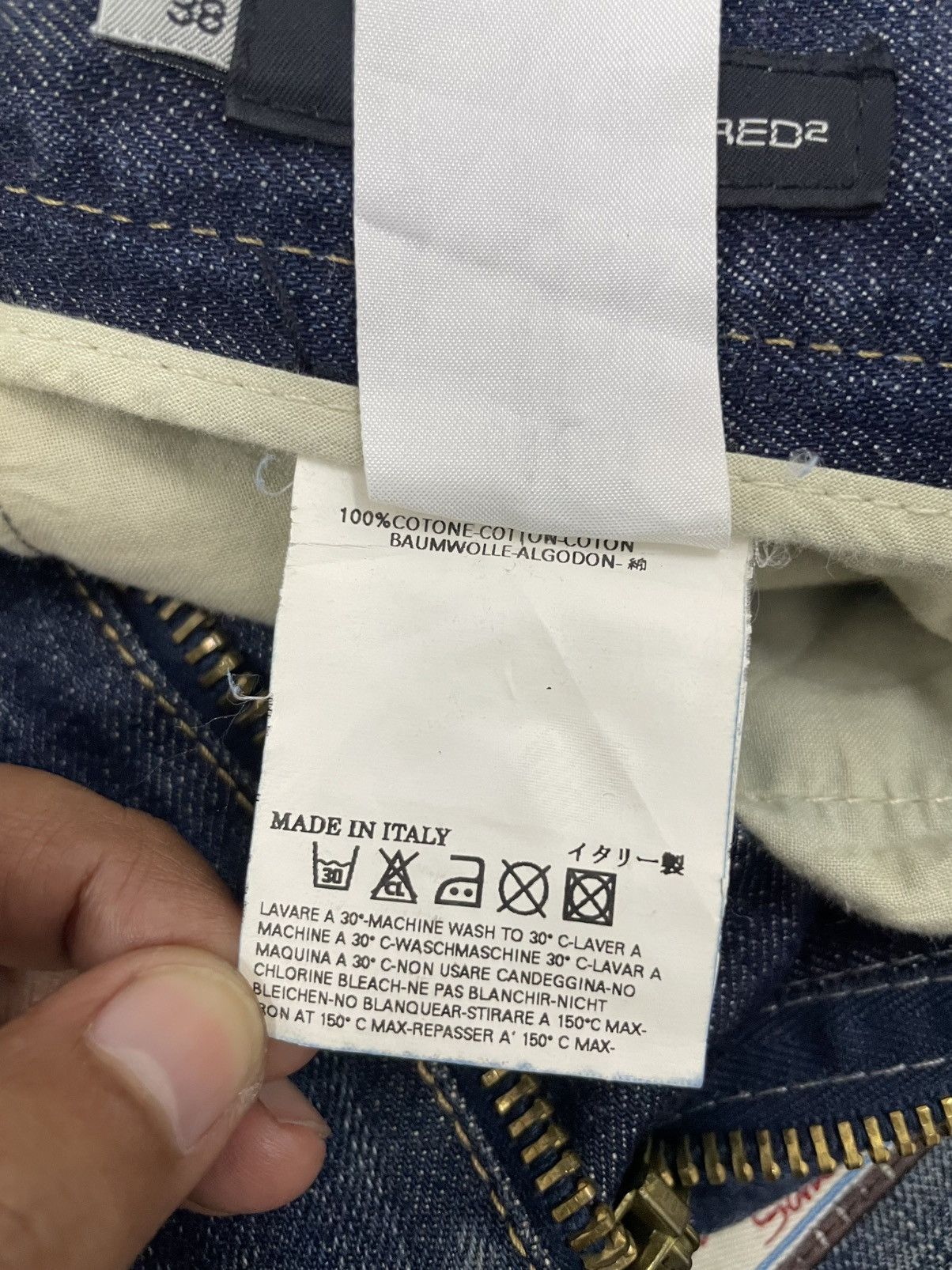 Dsquared2 Distress Dsquared2 3Q/Short Jeans Pant Made in Italy Size US 31 - 20 Thumbnail