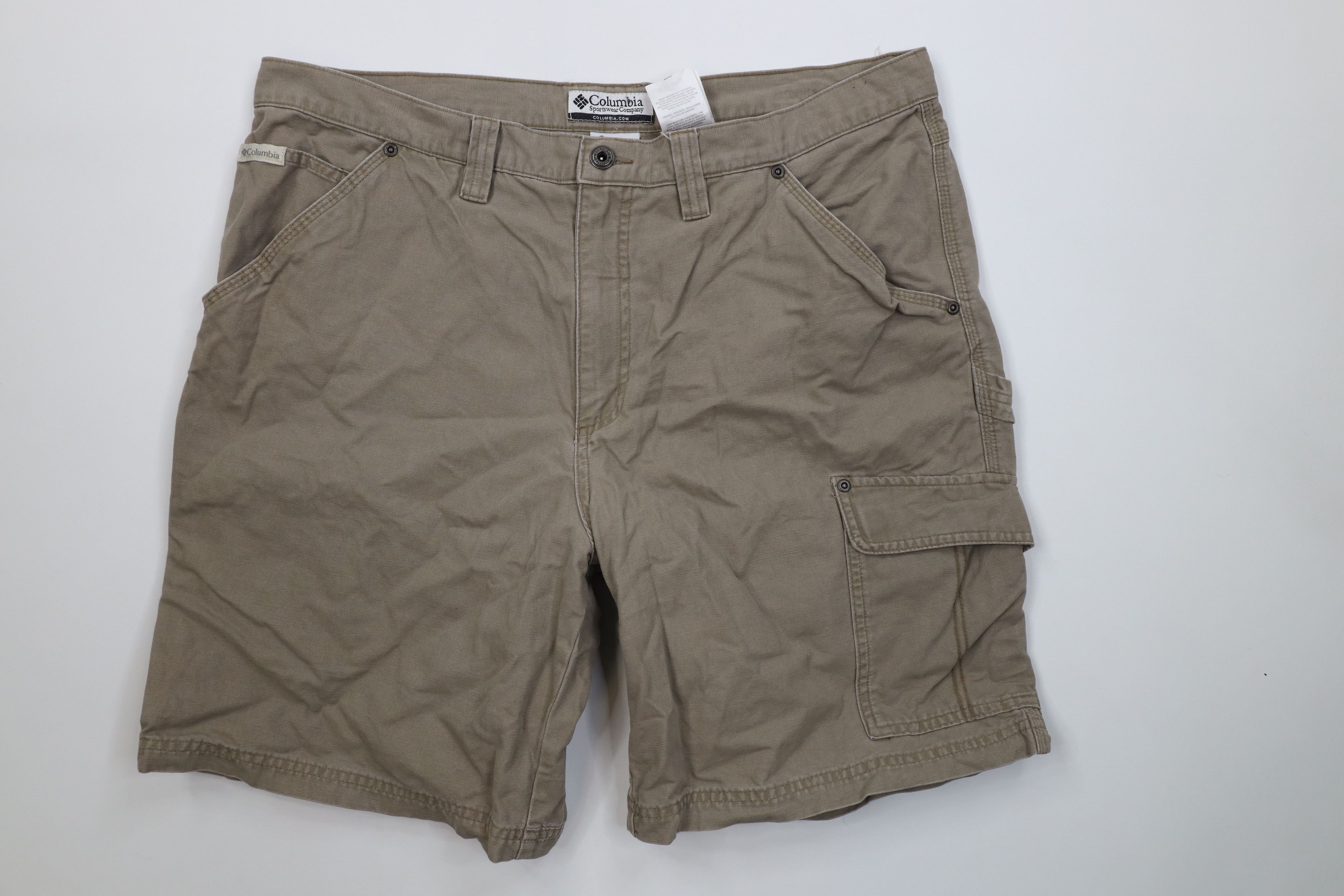 Columbia Vintage Y2K Columbia Above Knee Dungaree Shorts Beige Cotton Size US 38 / EU 54 - 1 Thumbnail